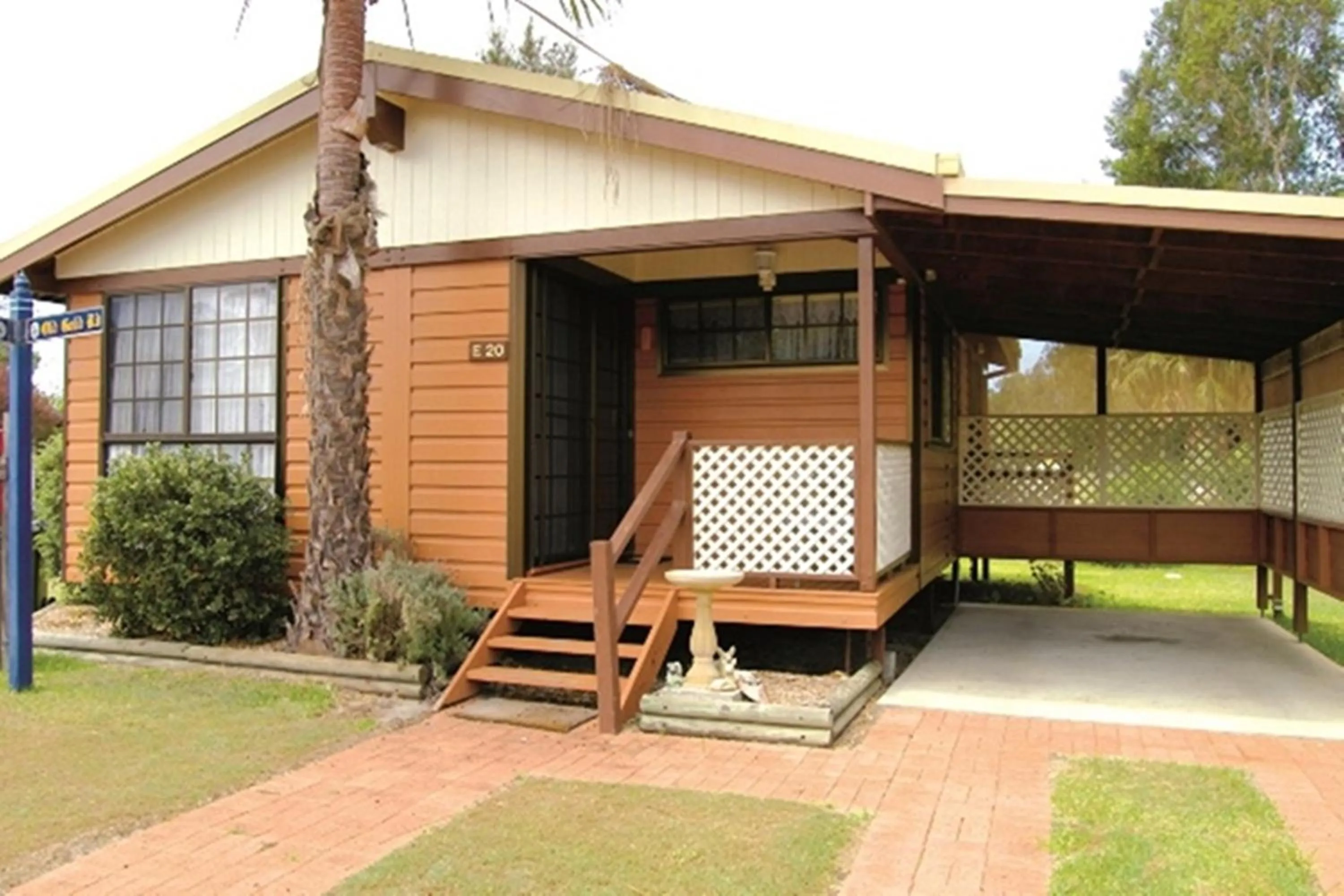 Street view in Smugglers Cove Holiday Village