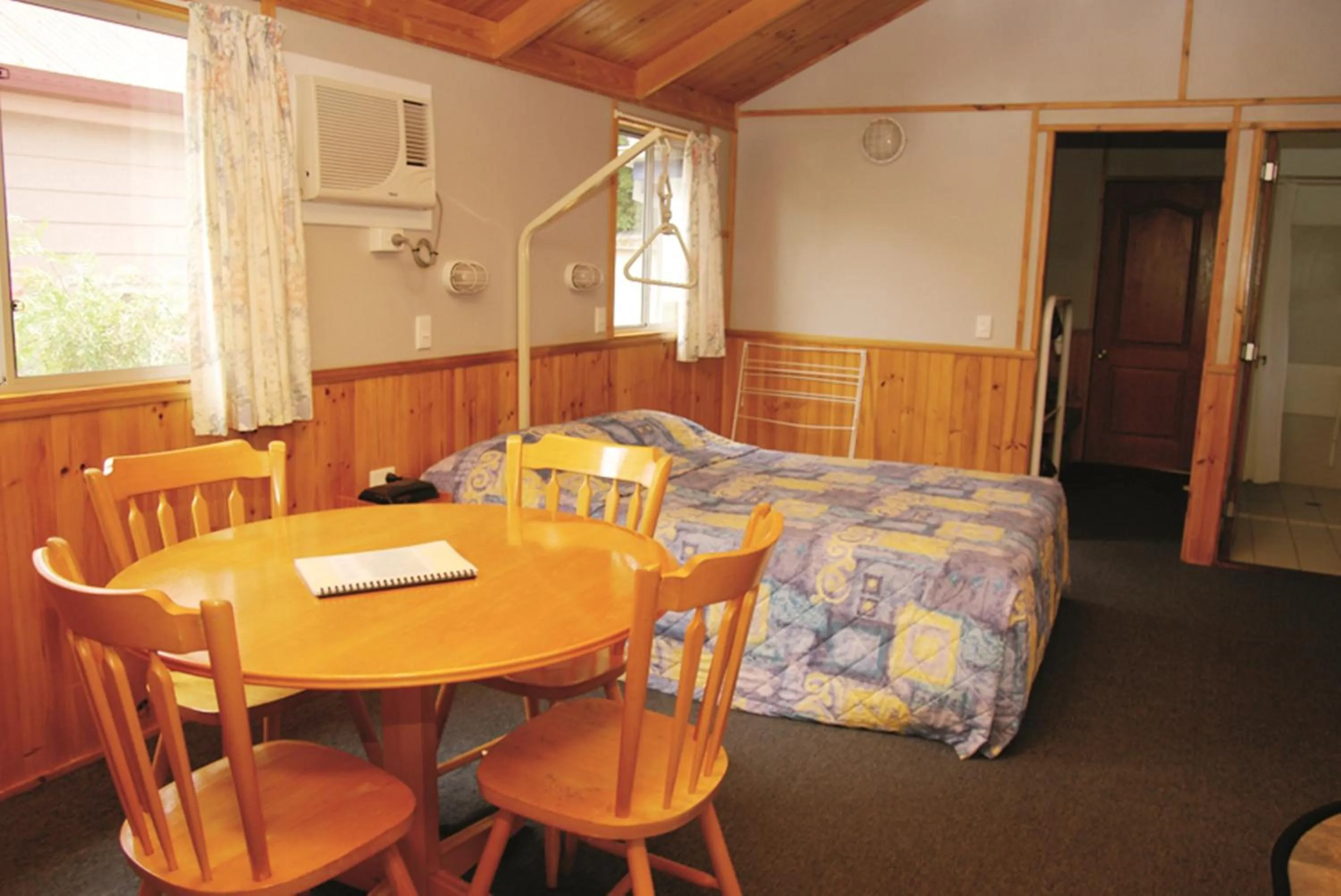 Bedroom in Smugglers Cove Holiday Village