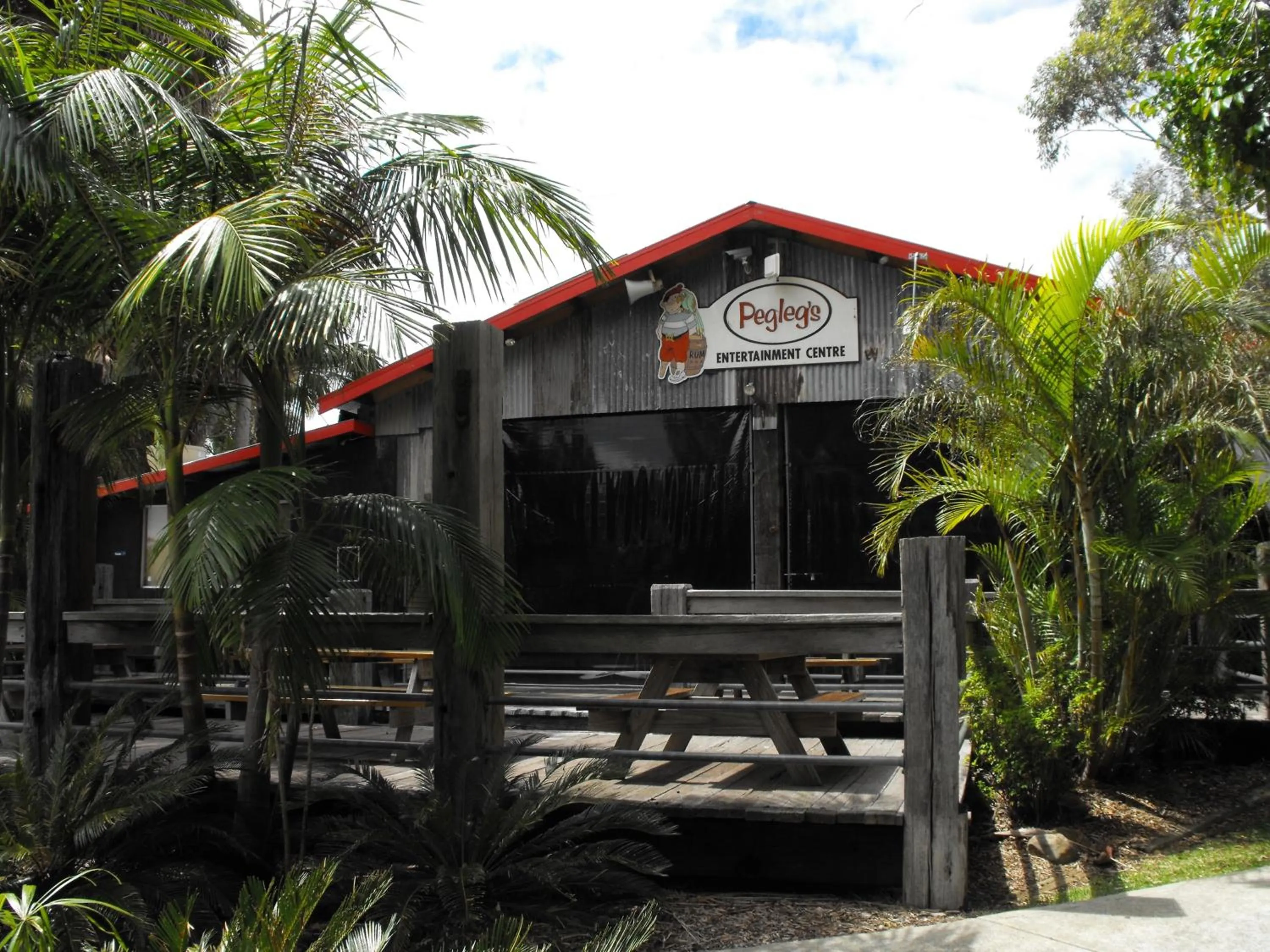 Restaurant/places to eat in Smugglers Cove Holiday Village