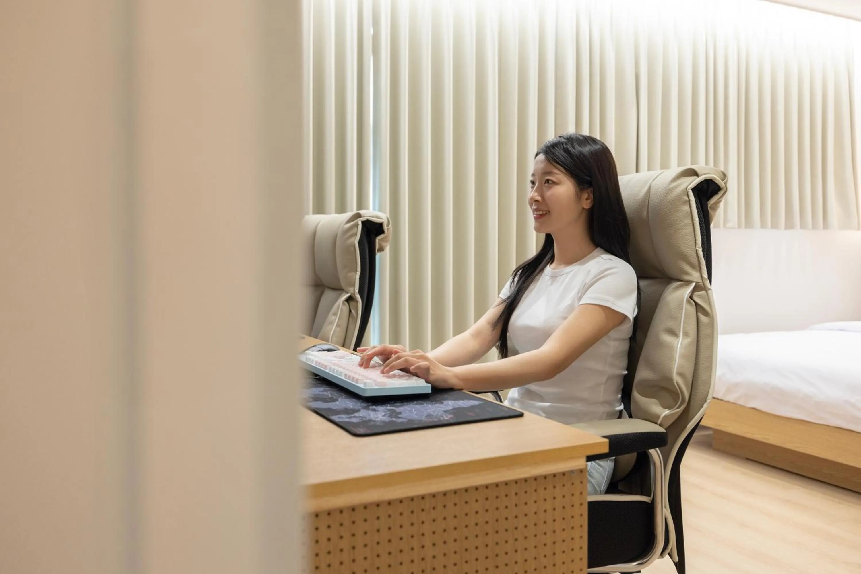 internet in From H US Hotel with Aank Seoul Gangseo Hwagok