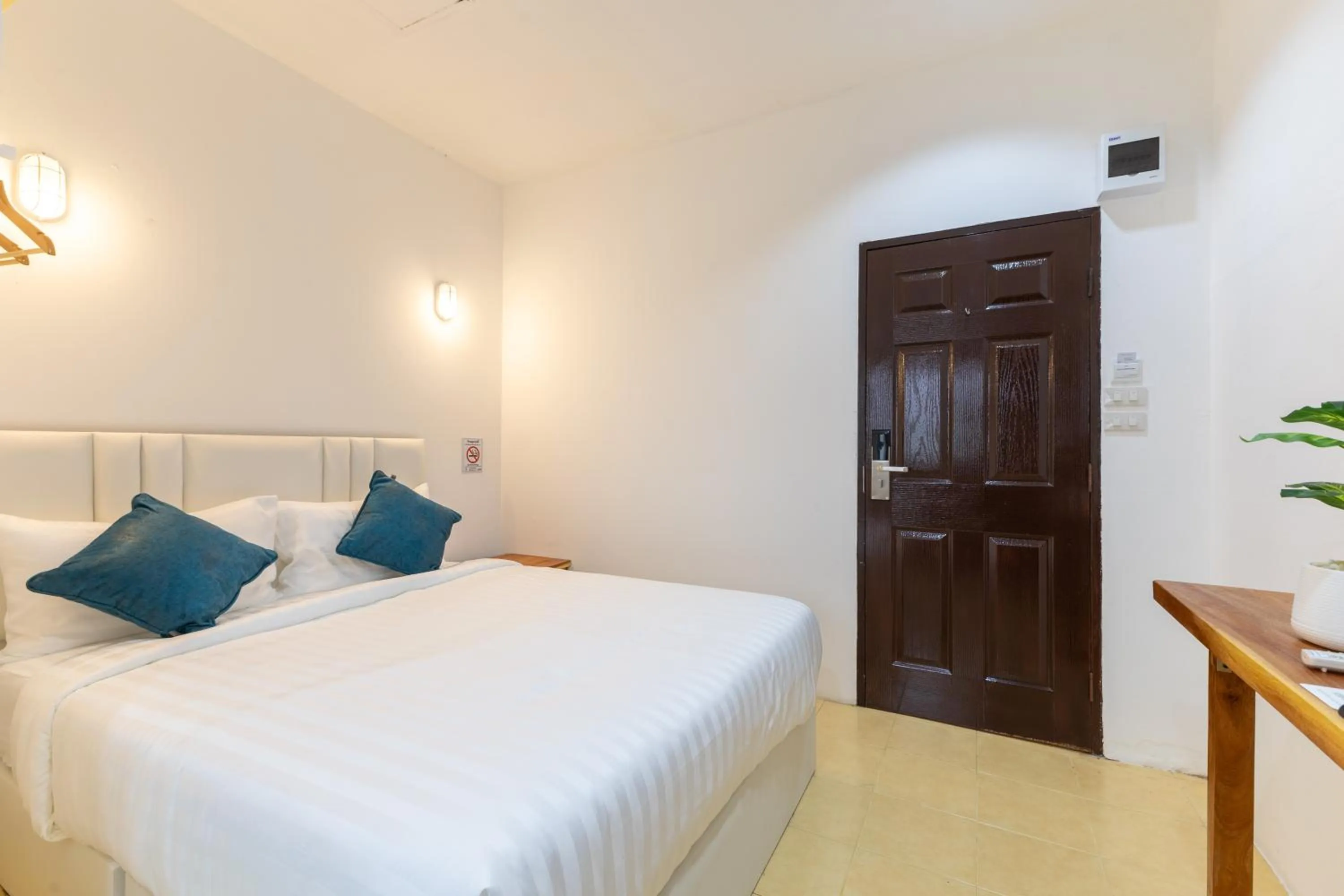 Bedroom, Bed in Calmly Stay Ratchada