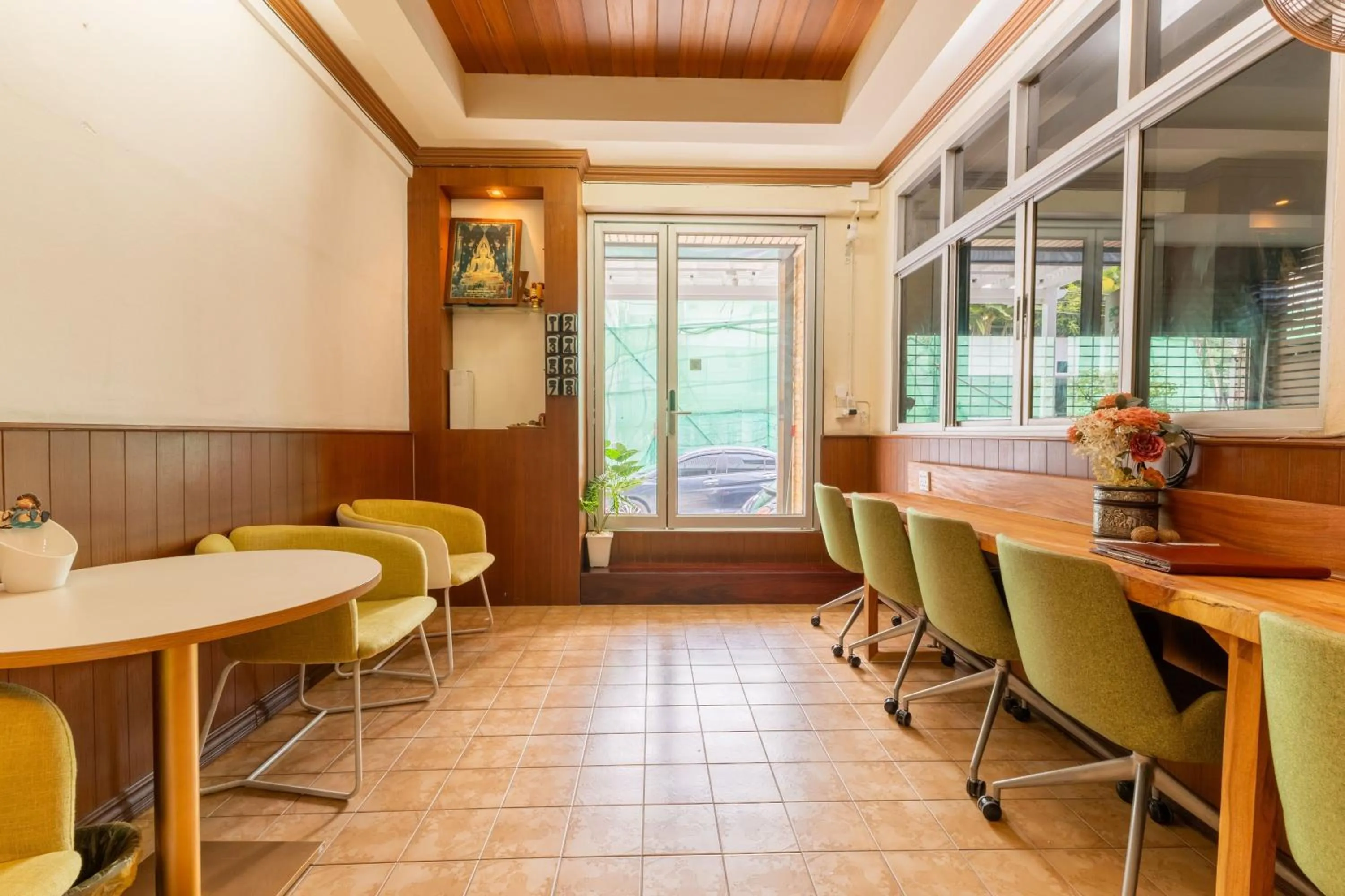 Lobby or reception in Calmly Stay Ratchada