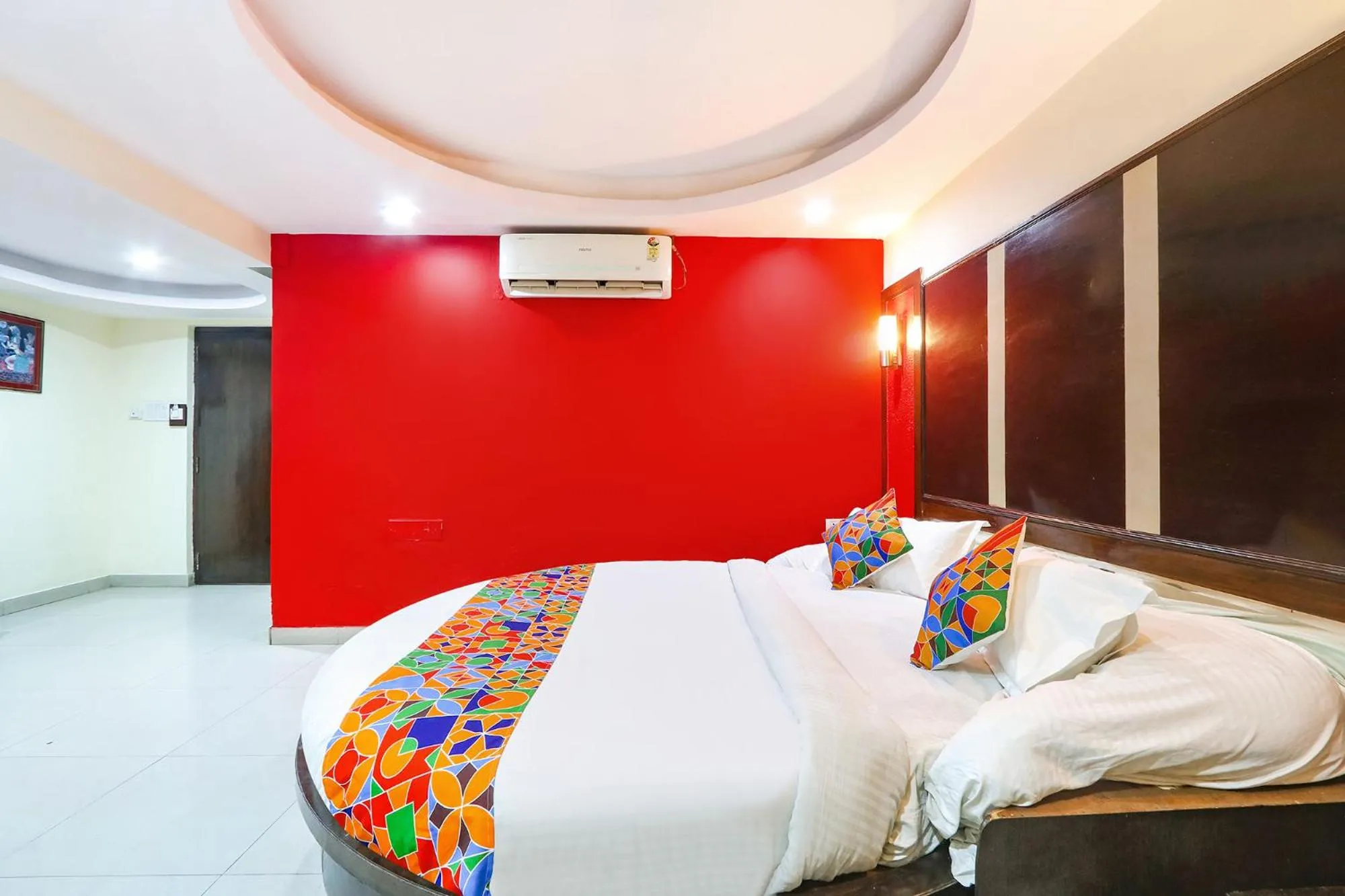 Bed in FabHotel Royal Residency II - Nr Lakdikapul Metro Station