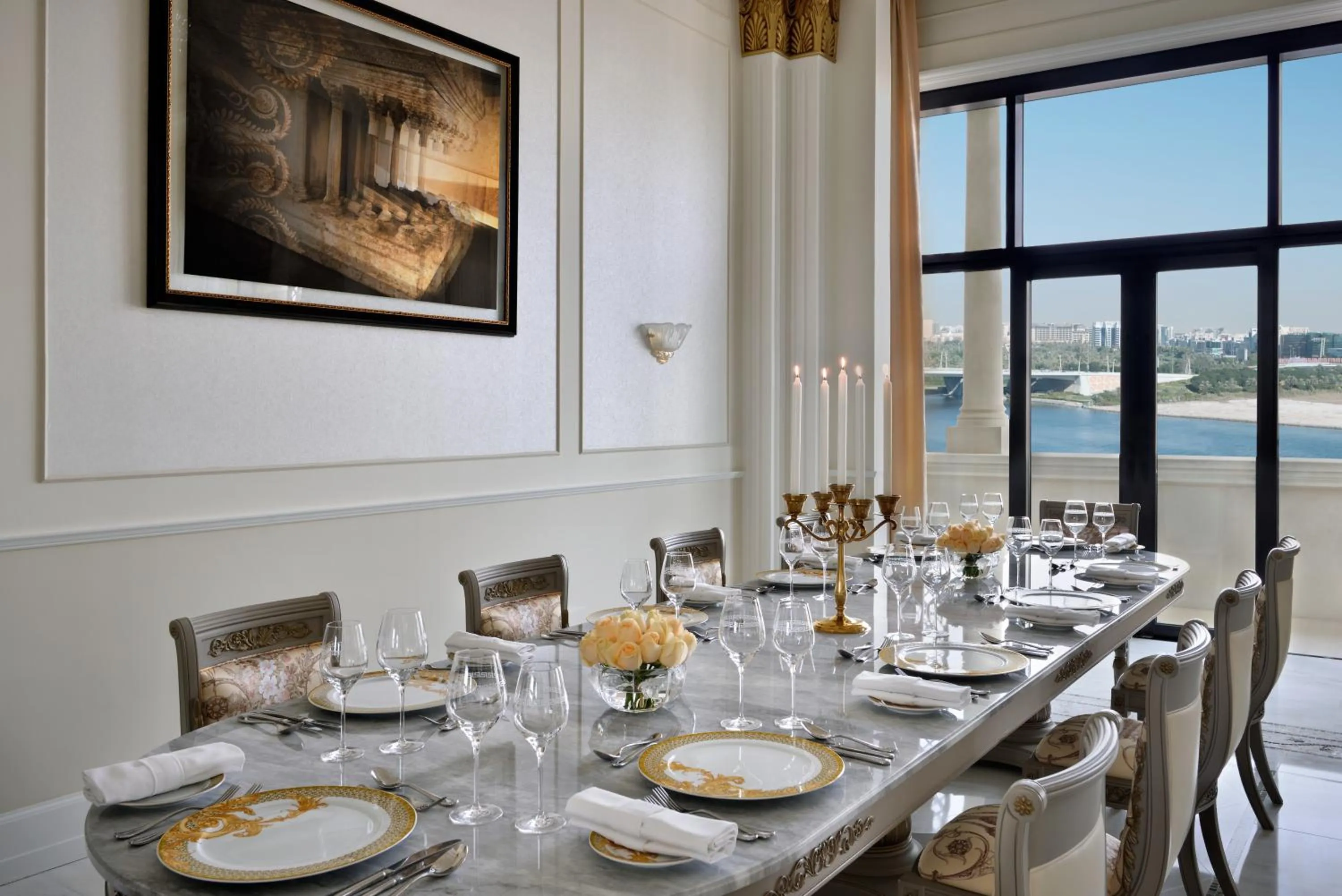 Dining area in Palazzo Versace Dubai