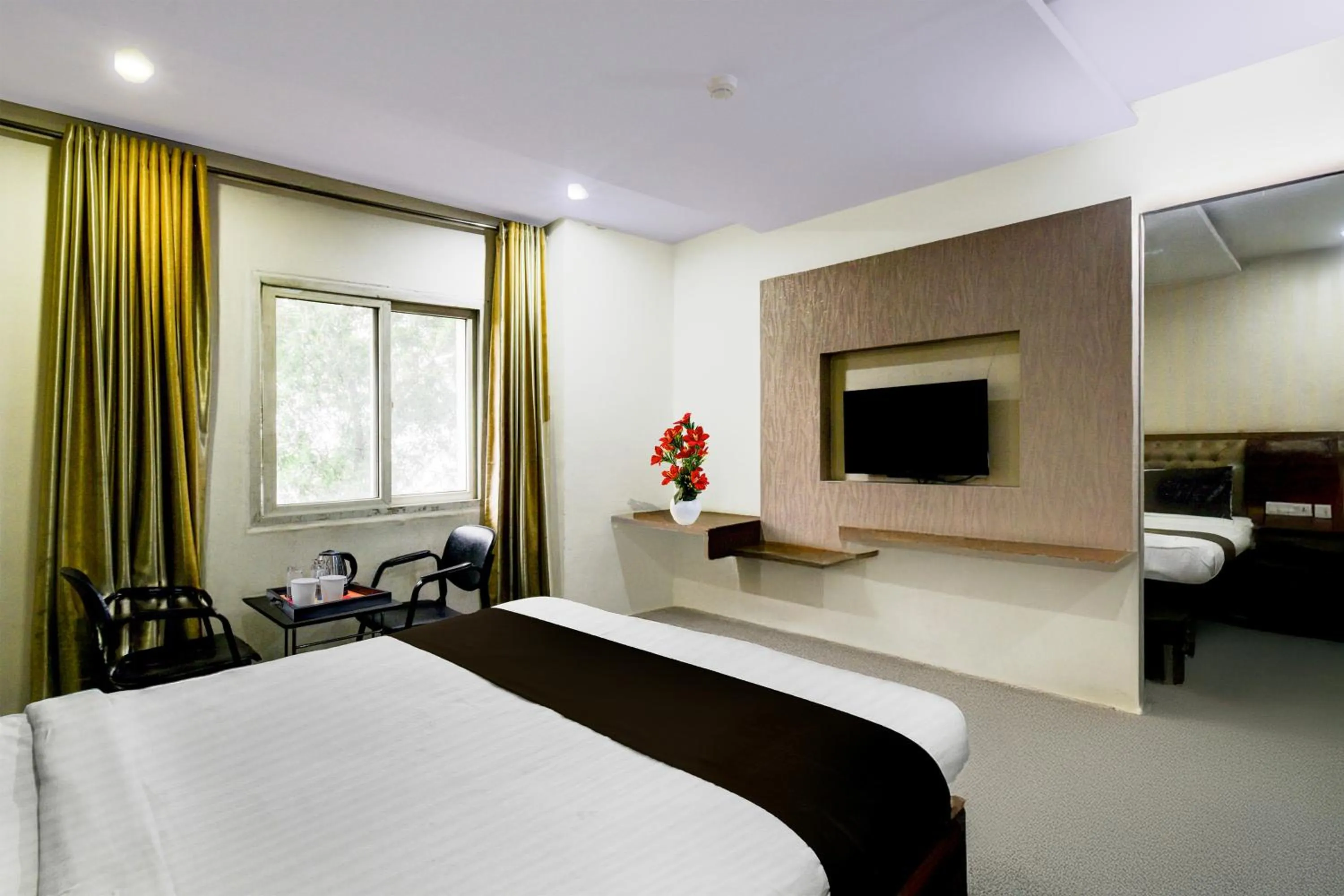 Bedroom, Bed in Townhouse Kothapet Formerly Surabhi Elite