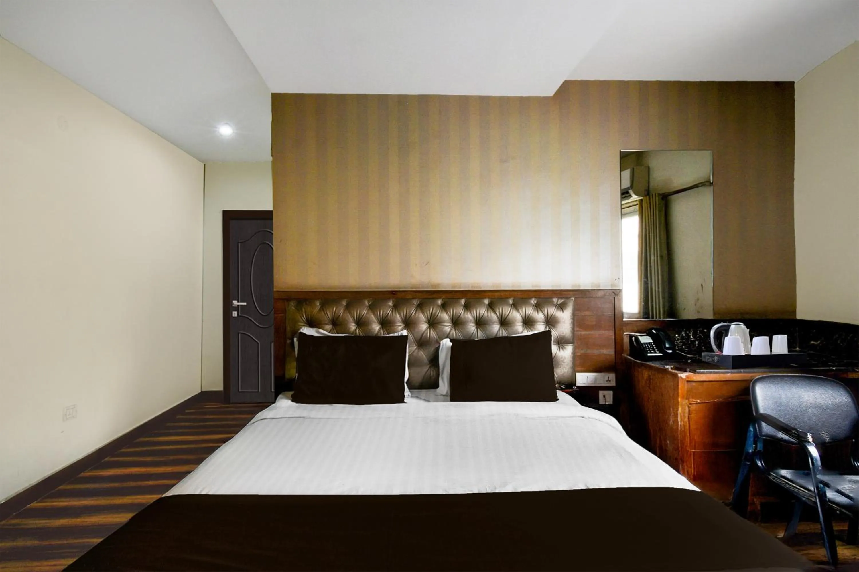 Bedroom, Bed in Townhouse Kothapet Formerly Surabhi Elite