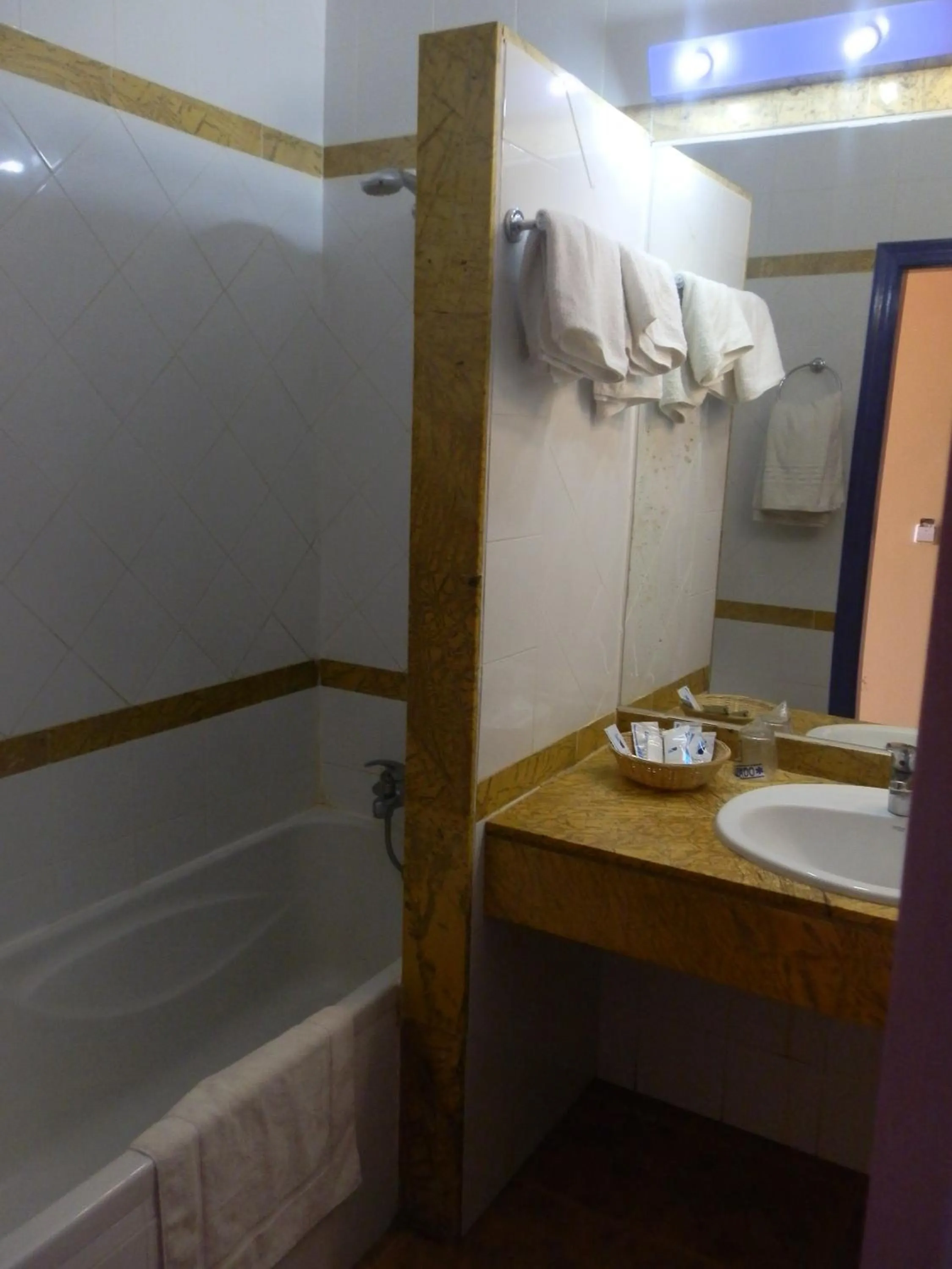 Bathroom in Hotel Mojácar Playa