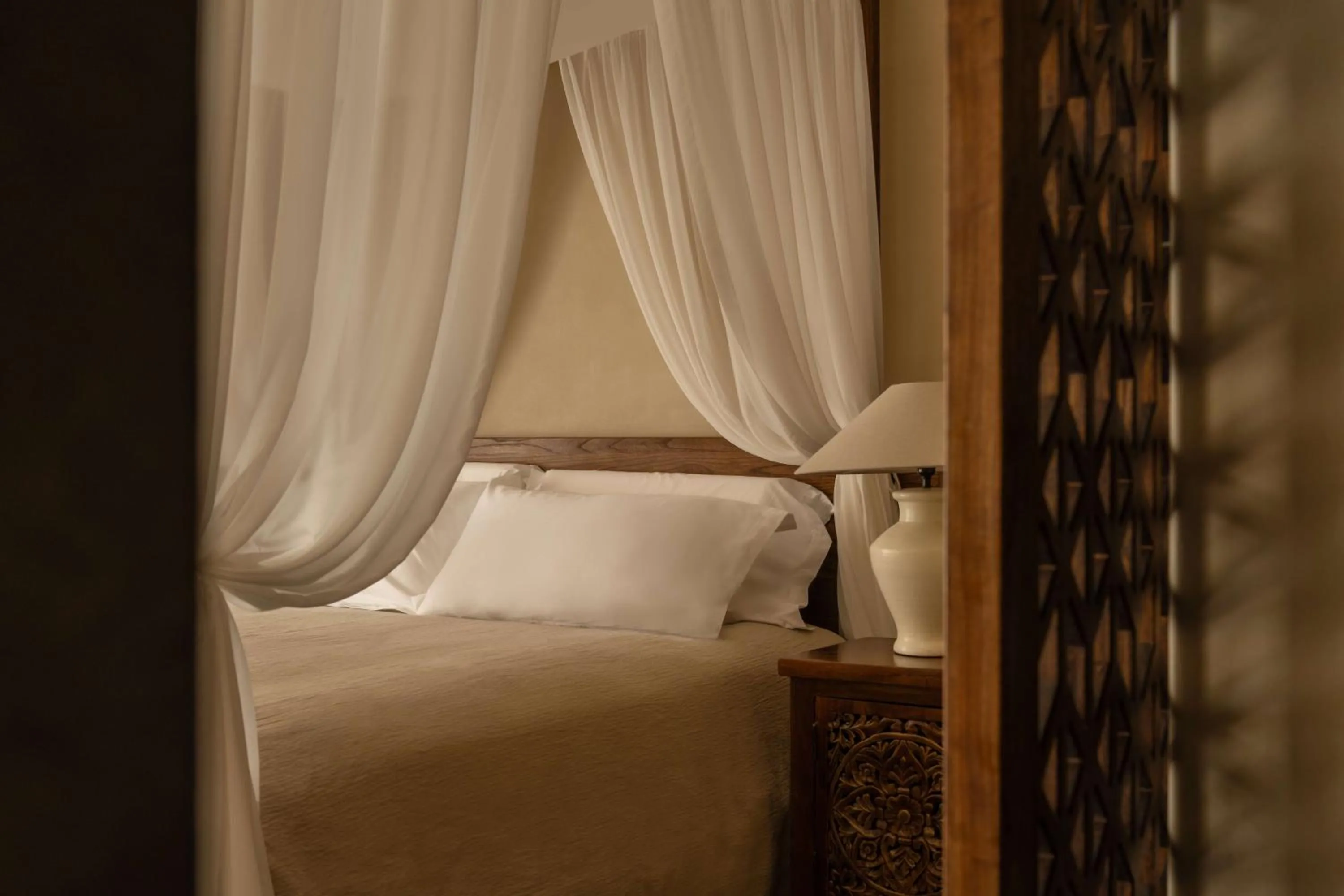 Bed in YueLore Retreat