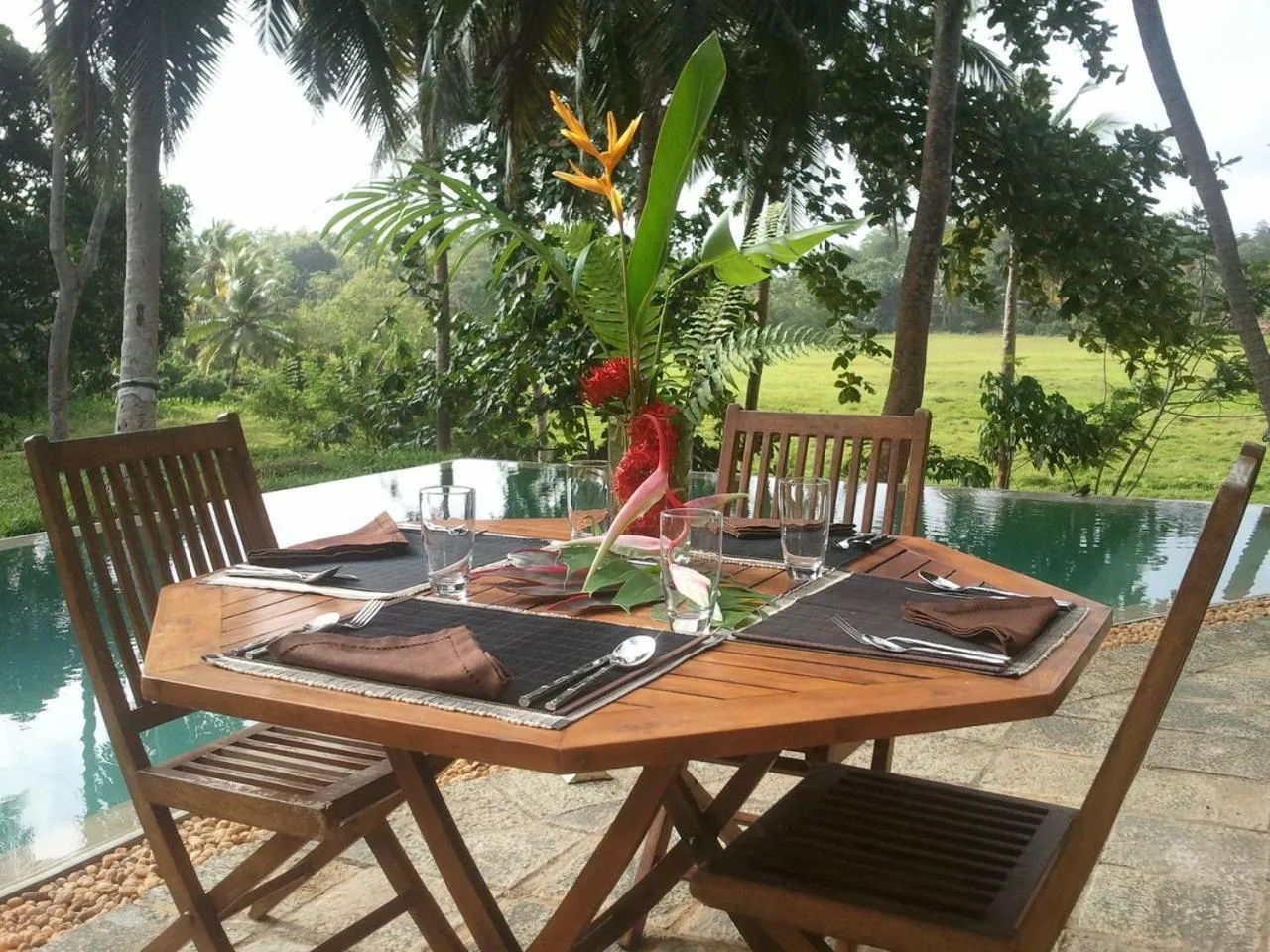 Restaurant/places to eat in Stone Well Garden Villa