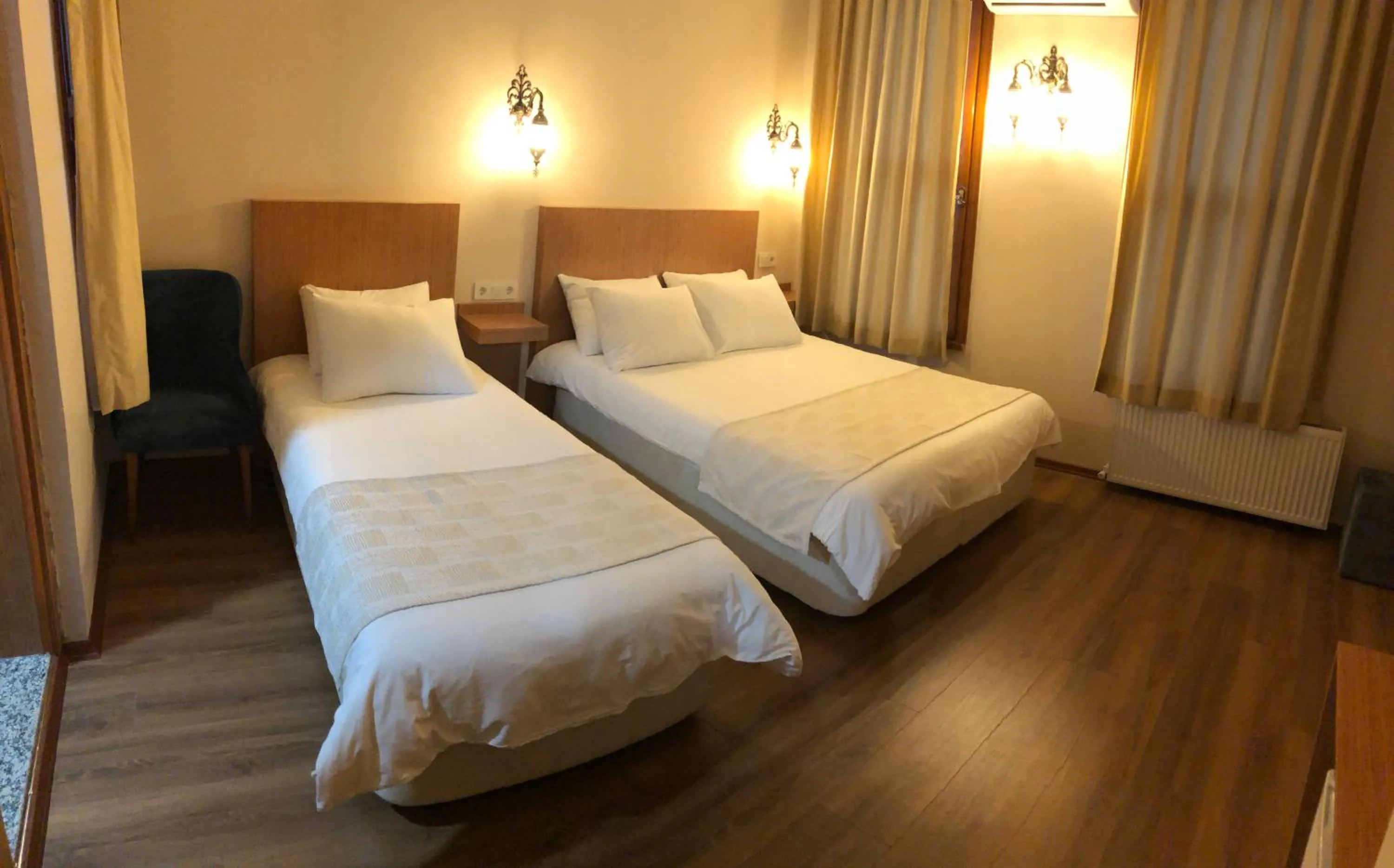 Photo of the whole room, Bed in Ottoman's Pearl Hotel