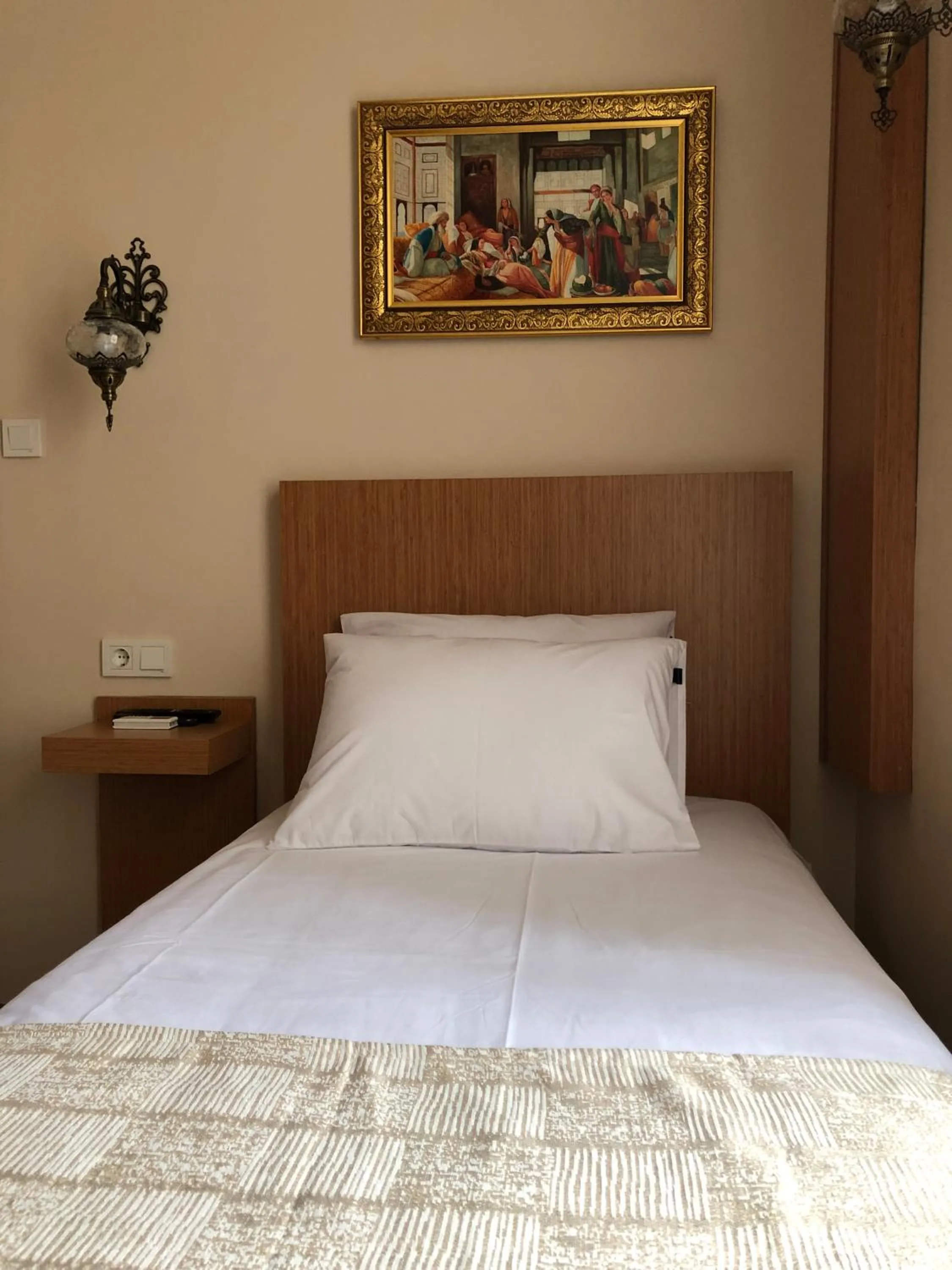 Photo of the whole room, Bed in Ottoman's Pearl Hotel