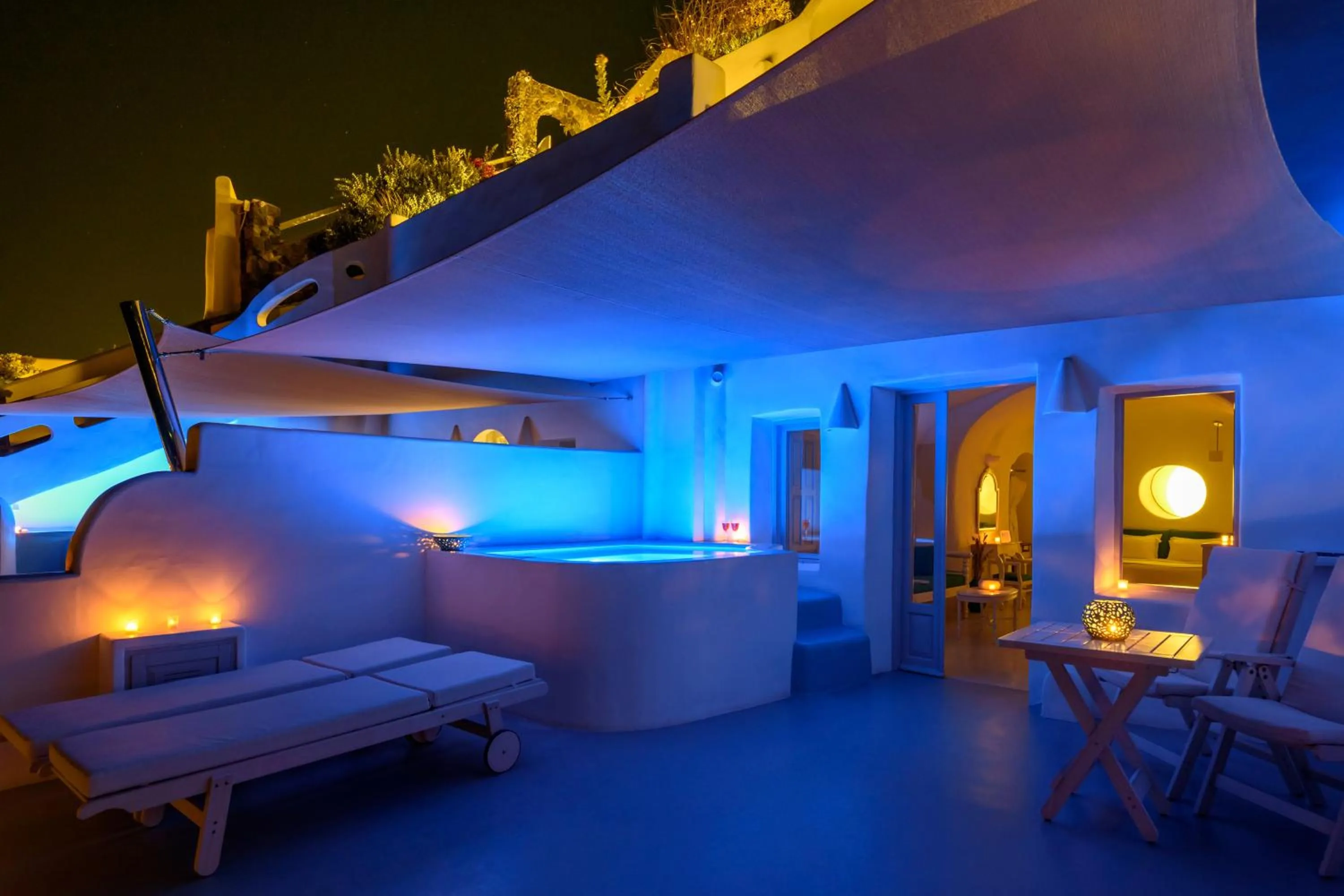 Bed in Thirea Suites