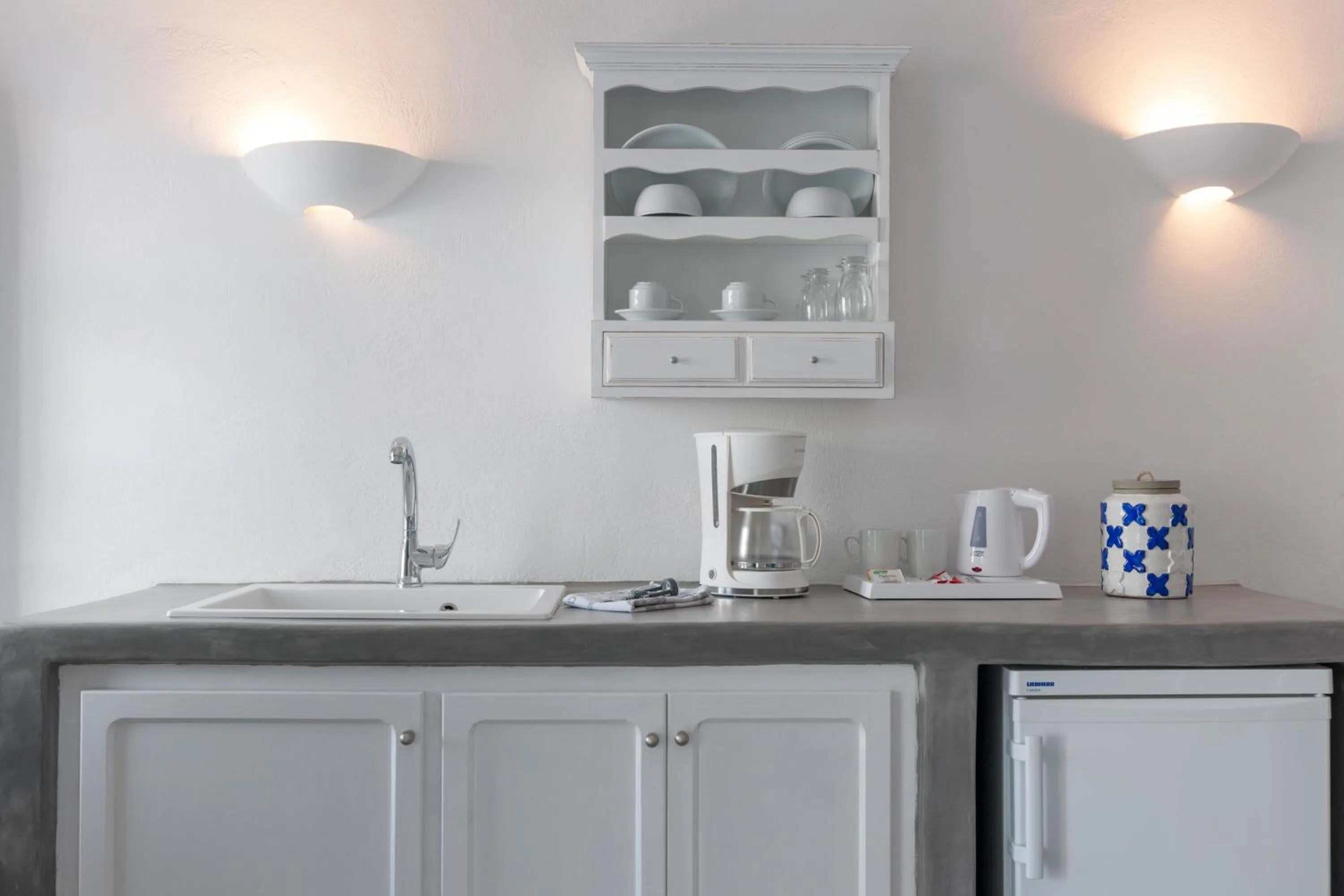 Kitchen or kitchenette in Thirea Suites