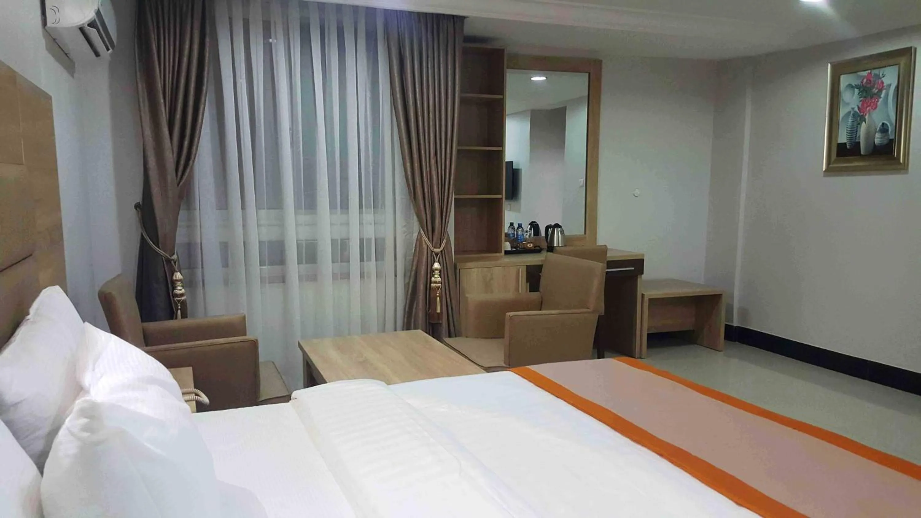 Royal Continental Hotels and Apartment