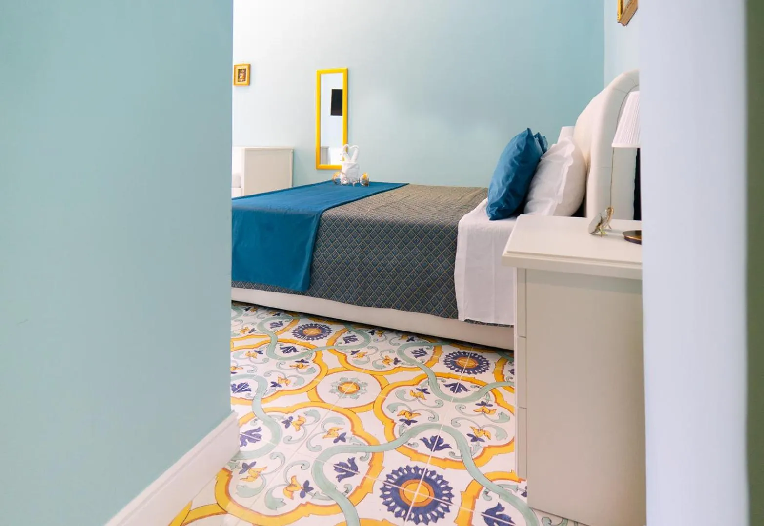 Bed in Guesthouse Adry in Naples