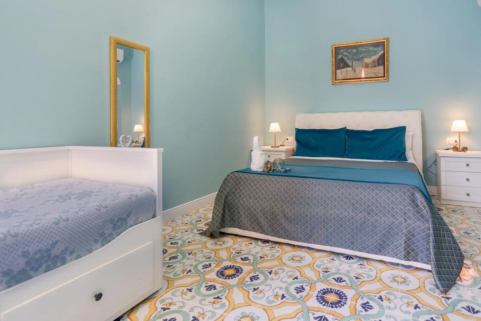 Bed in Guesthouse Adry in Naples