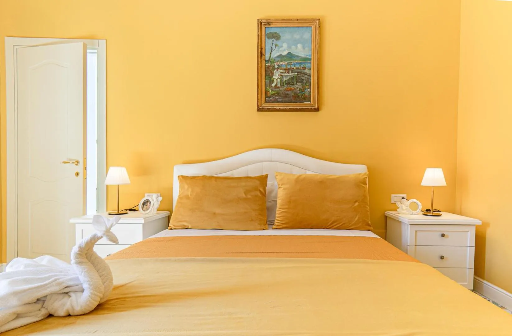 Bed in Guesthouse Adry in Naples