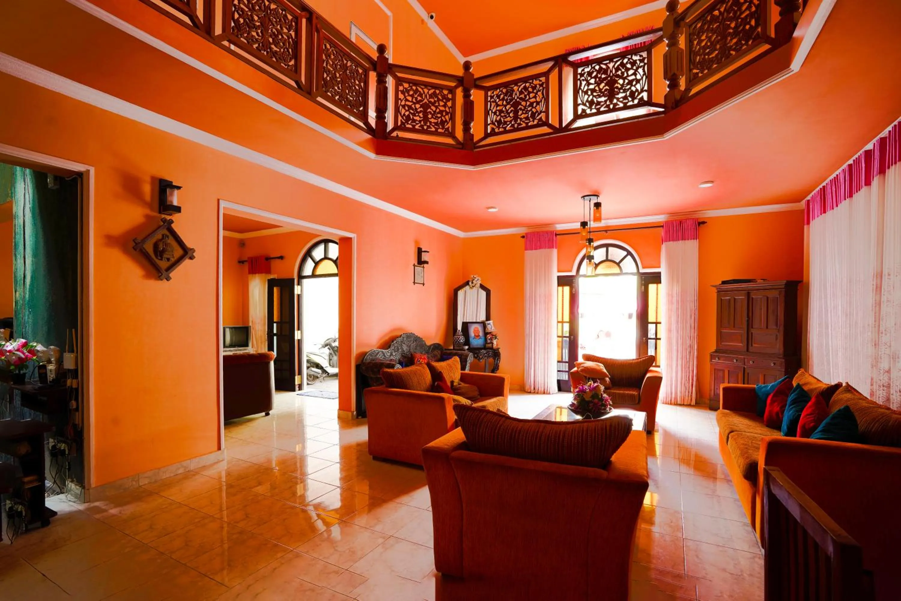 Lobby or reception in The Frangipani motel