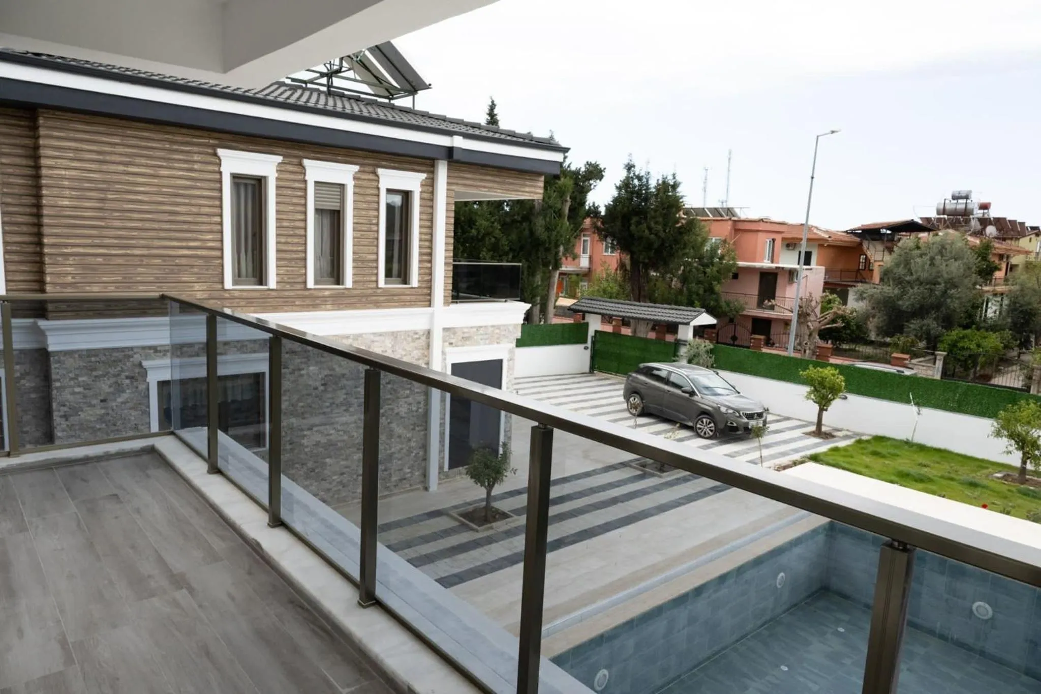 Amore Hotel Teki̇rova