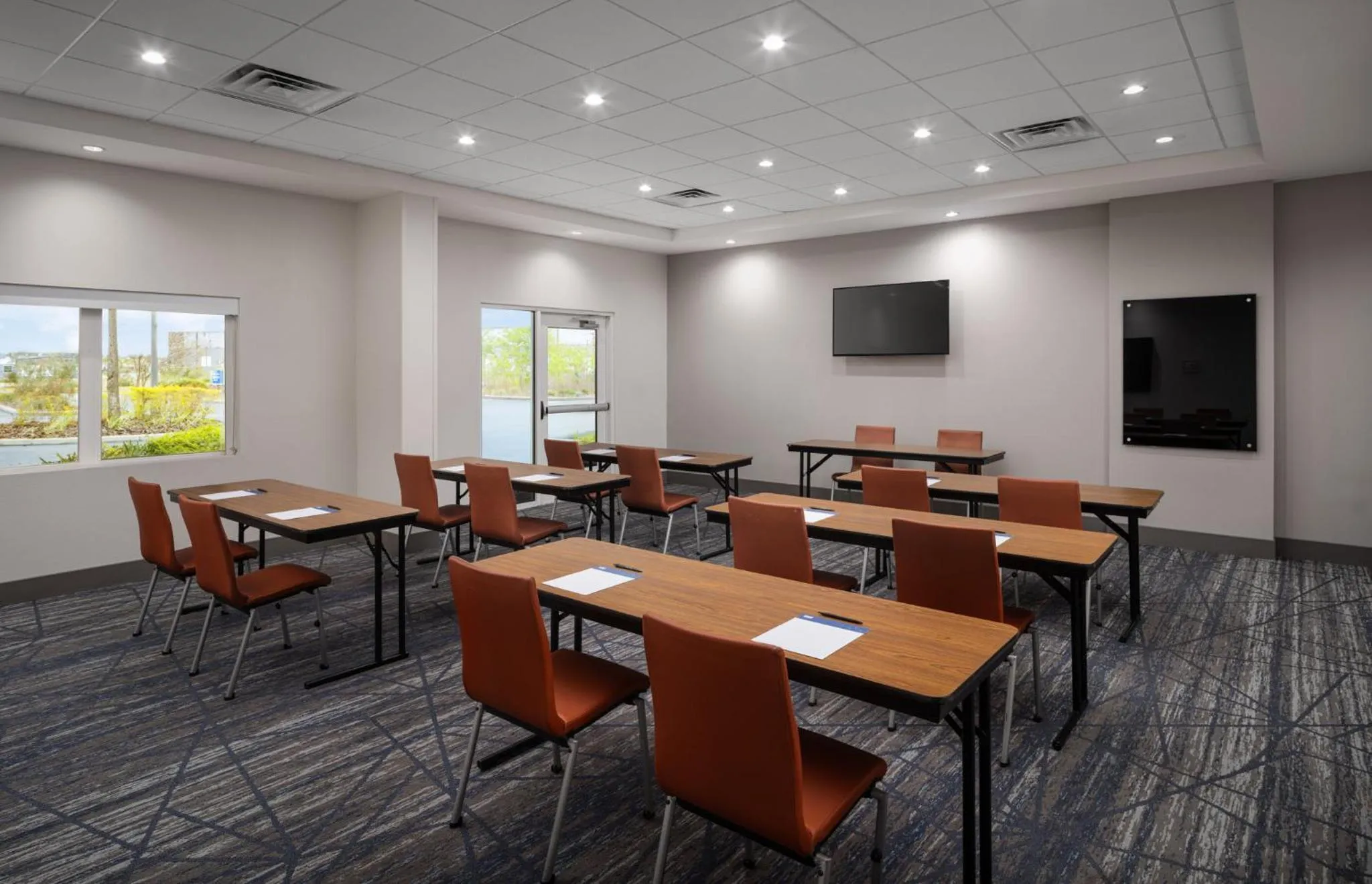 Meeting/conference room in Holiday Inn Express & Suites Trinity by IHG