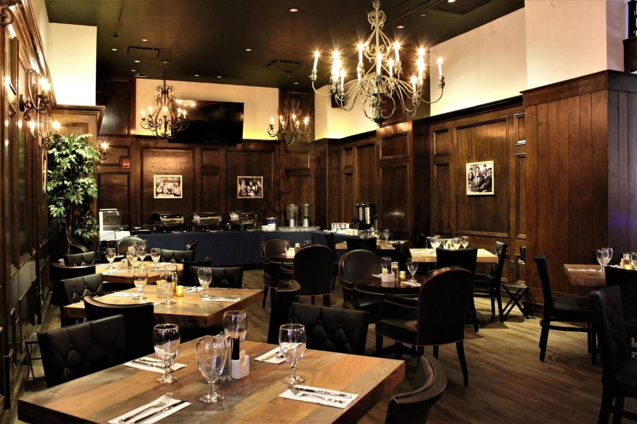 Restaurant/places to eat in Holiday Inn New York City - Times Square by IHG