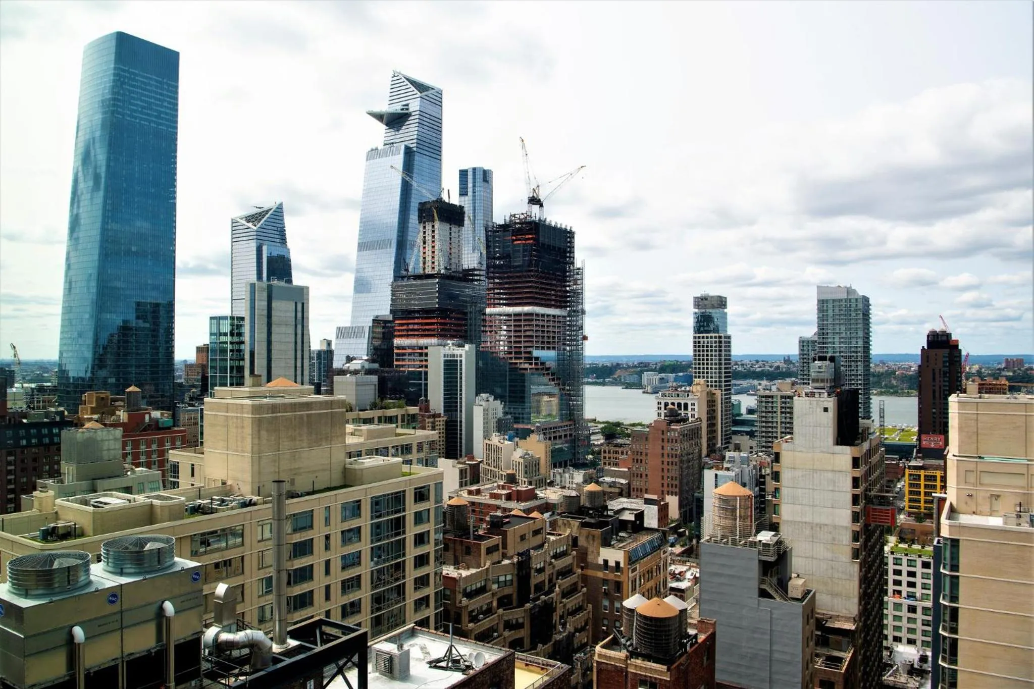 Photo of the whole room in Holiday Inn New York City - Times Square by IHG