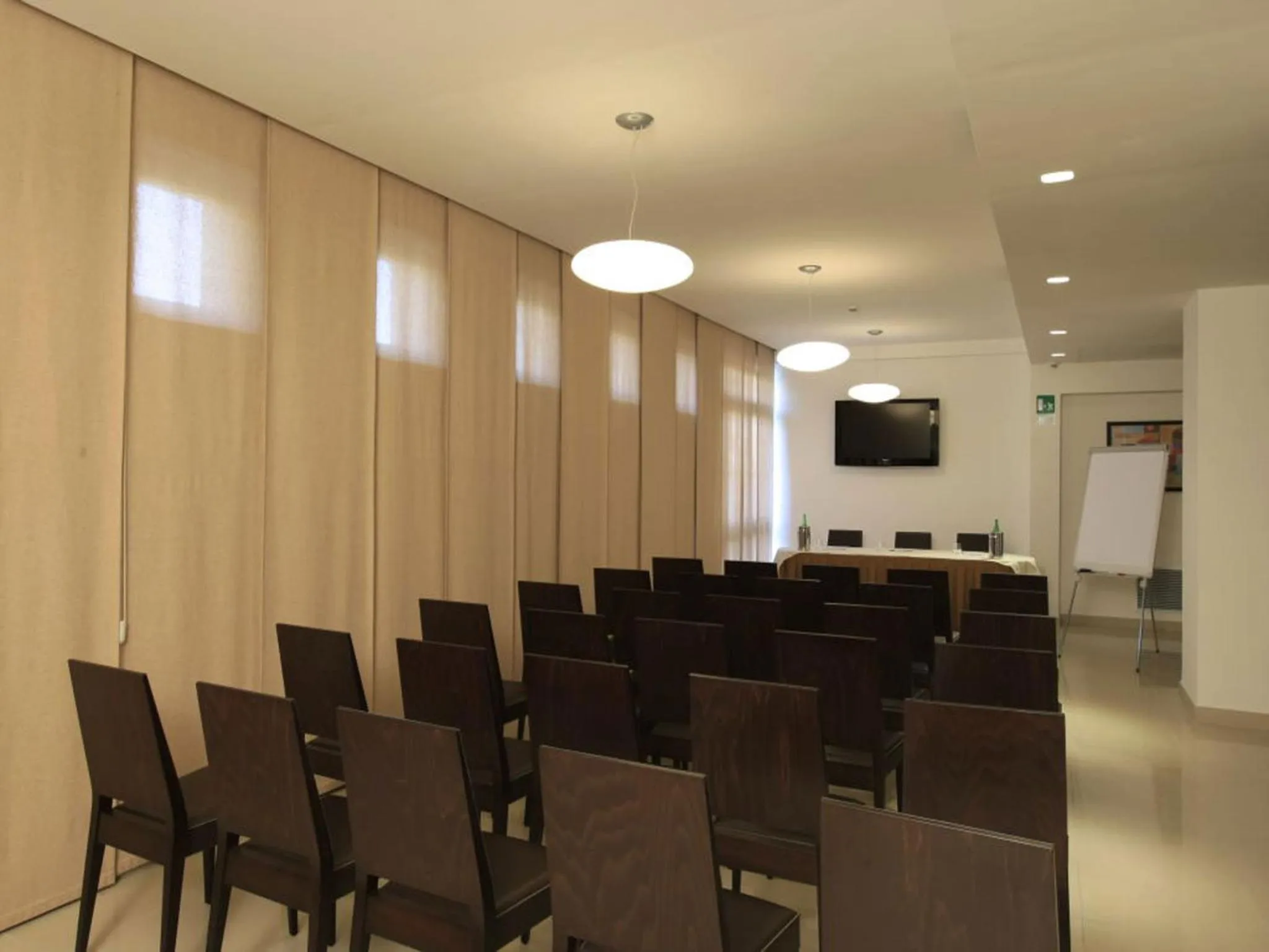 Meeting/conference room in La Costiera Hotel