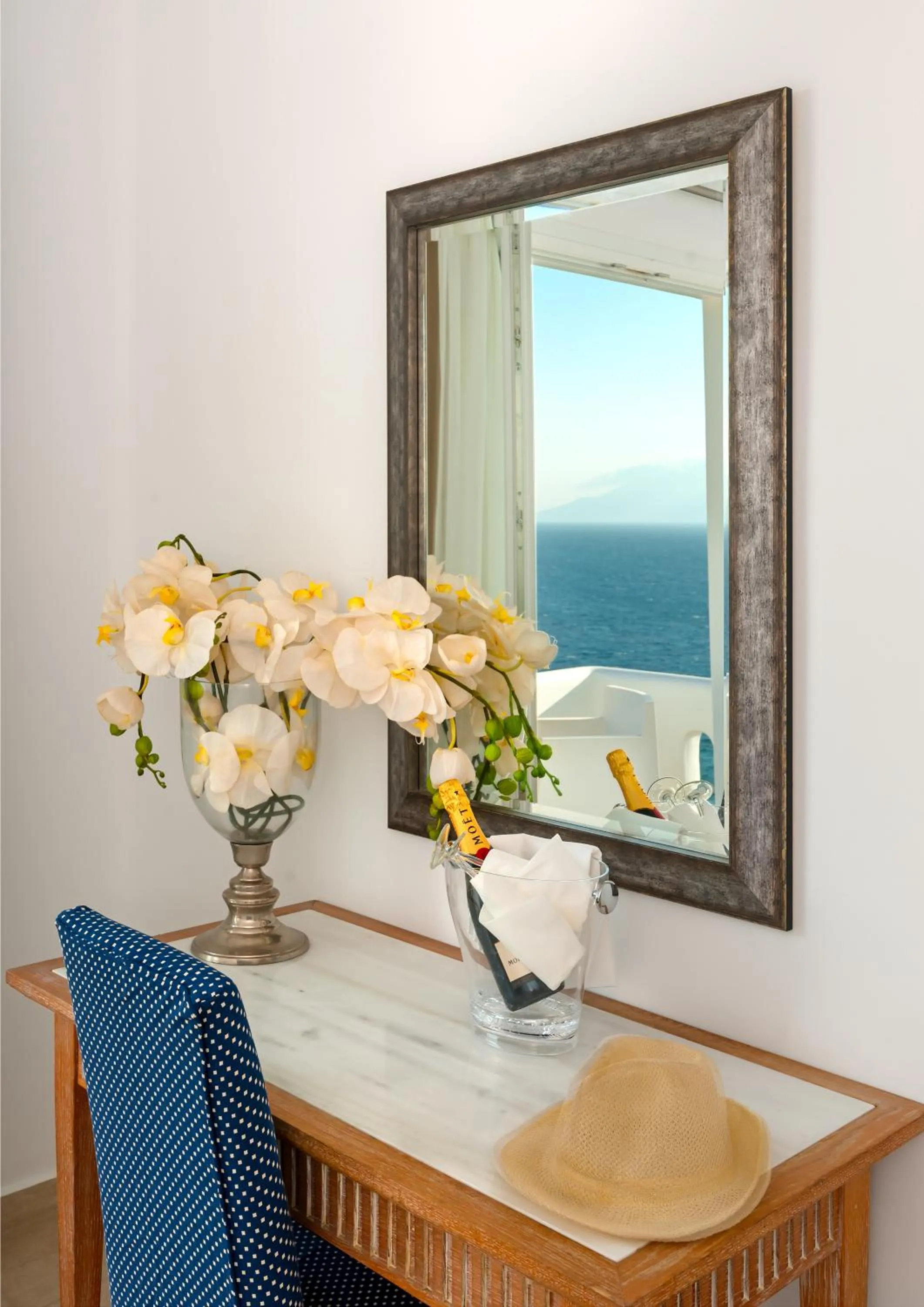 Decorative detail in Cape Mykonos