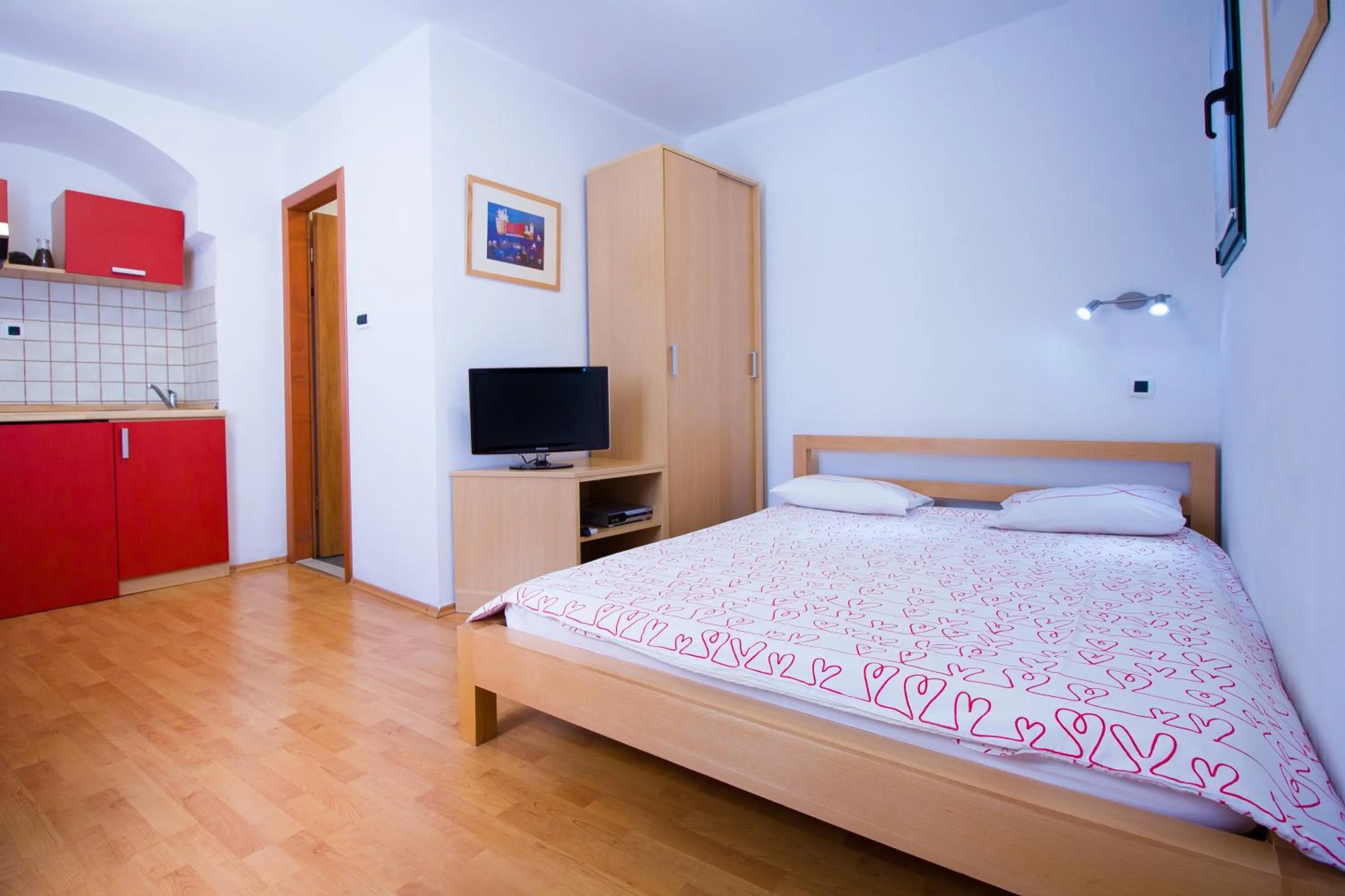 Photo of the whole room, Bed in Apartments Baška