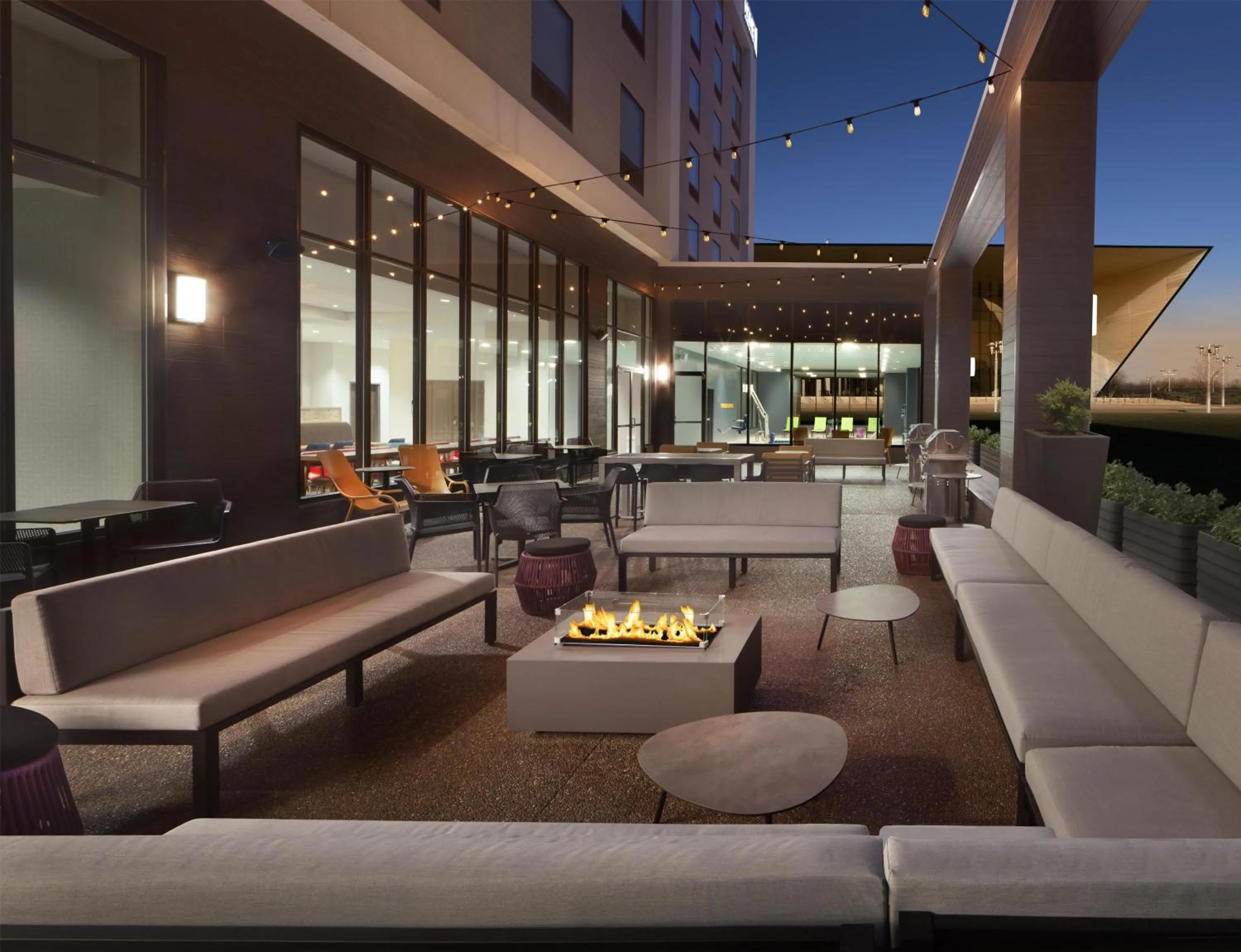 Patio in Home2 Suites By Hilton Owensboro