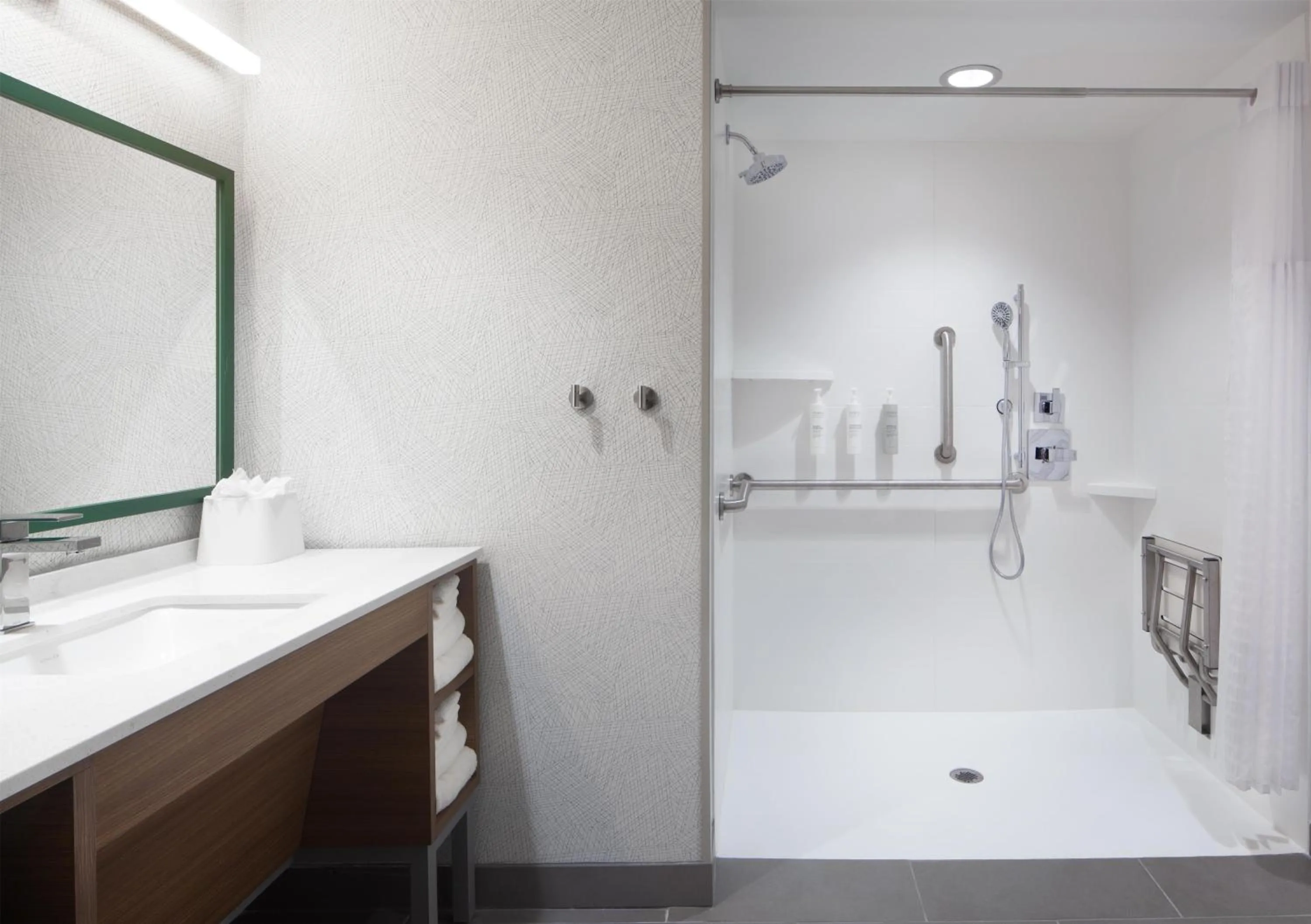 Bathroom in Home2 Suites By Hilton Owensboro