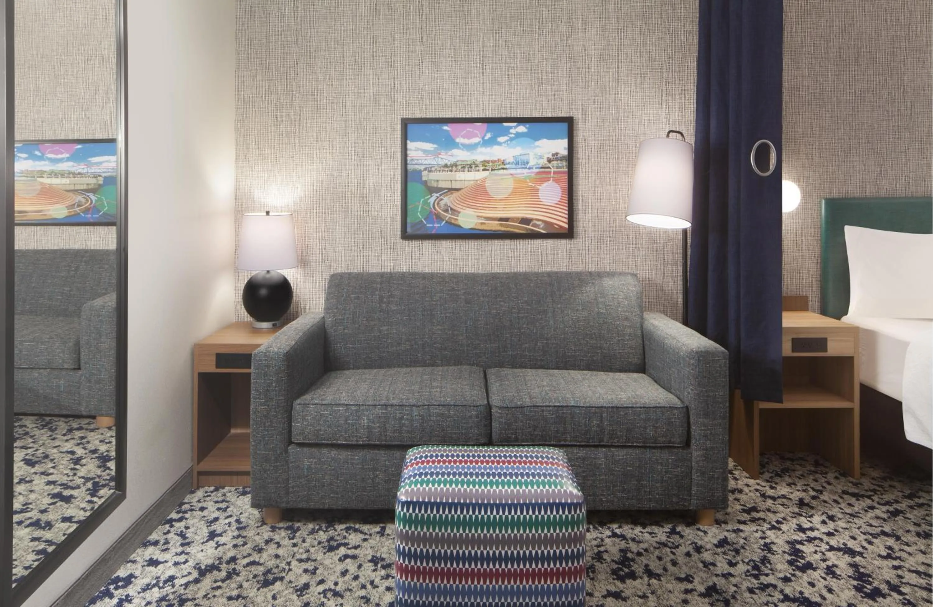 Living room, Bed in Home2 Suites By Hilton Owensboro