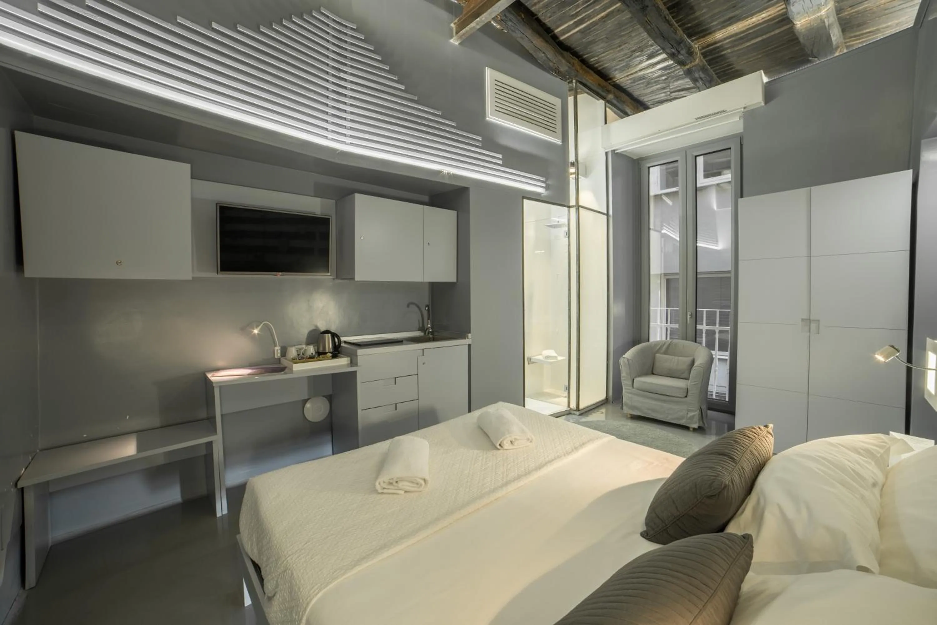 Balcony/Terrace, Bed in Chiaia 197 Deluxe Residence