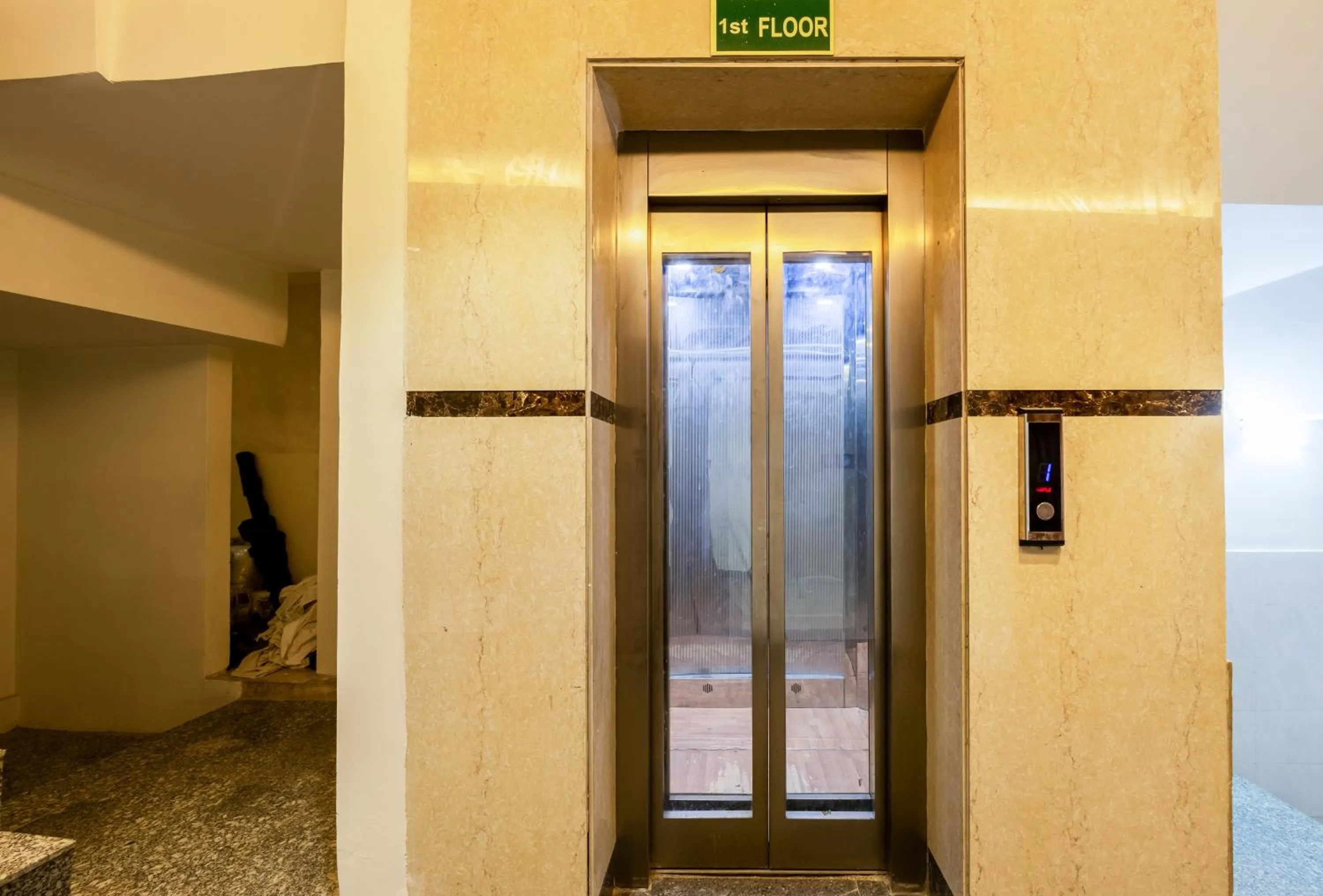 elevator in Hotel Stay House Inn 3 Mints walk from New Delhi Railway station,5 Mints from Metro