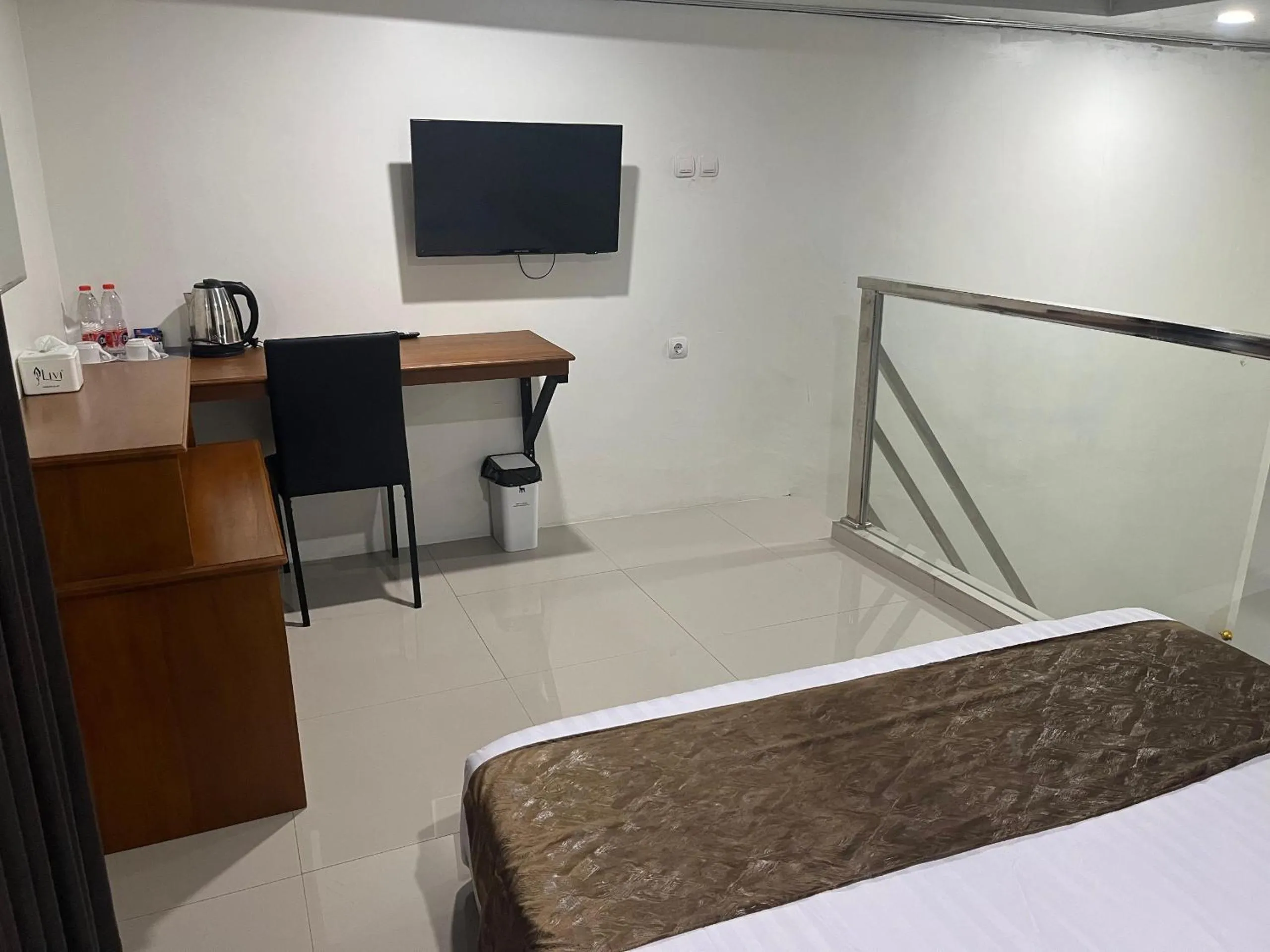 Bed in Grand Wijaya Hotel dan Villa Sarangan