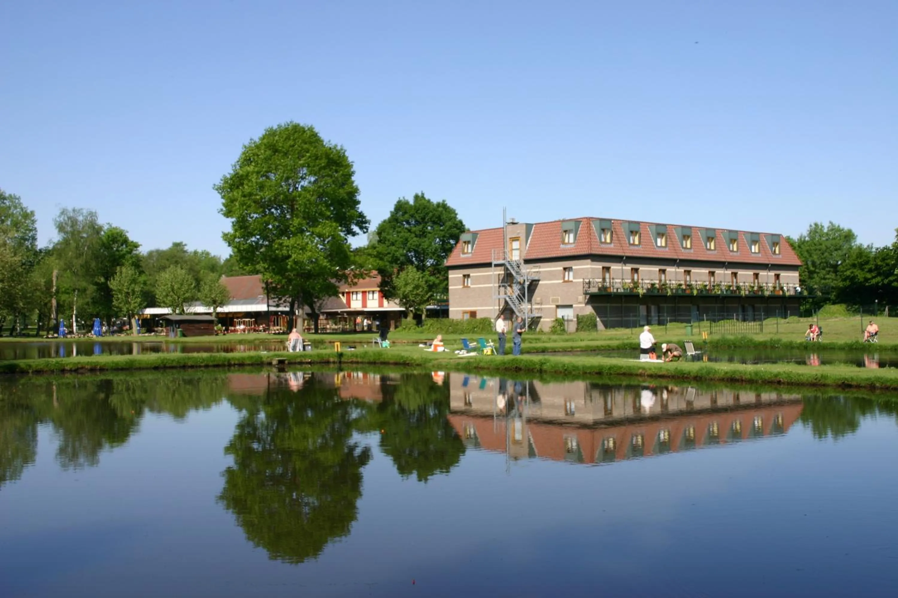Fishing in Hotel De Watermolen
