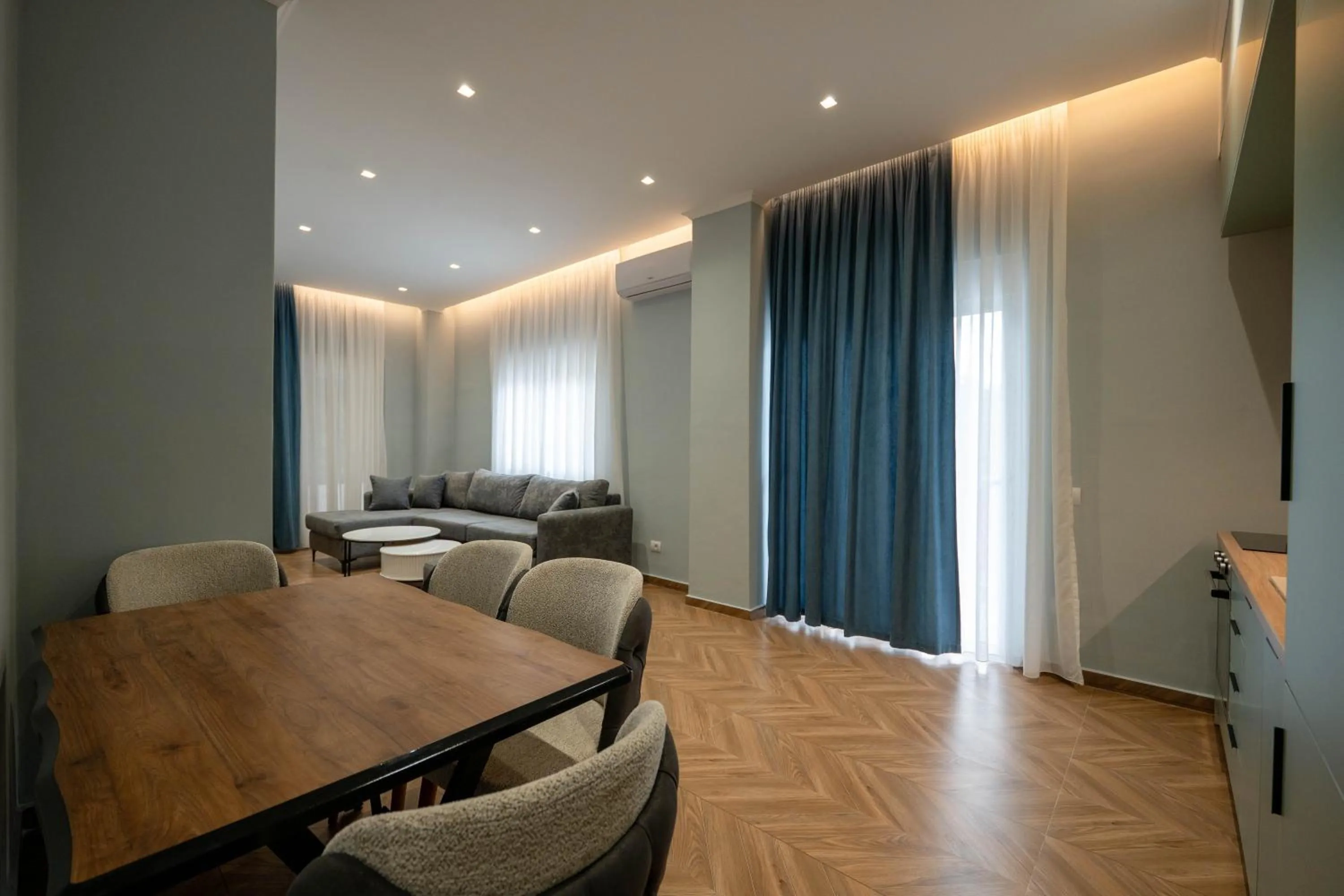 Living room in Regal Luxury Apartments