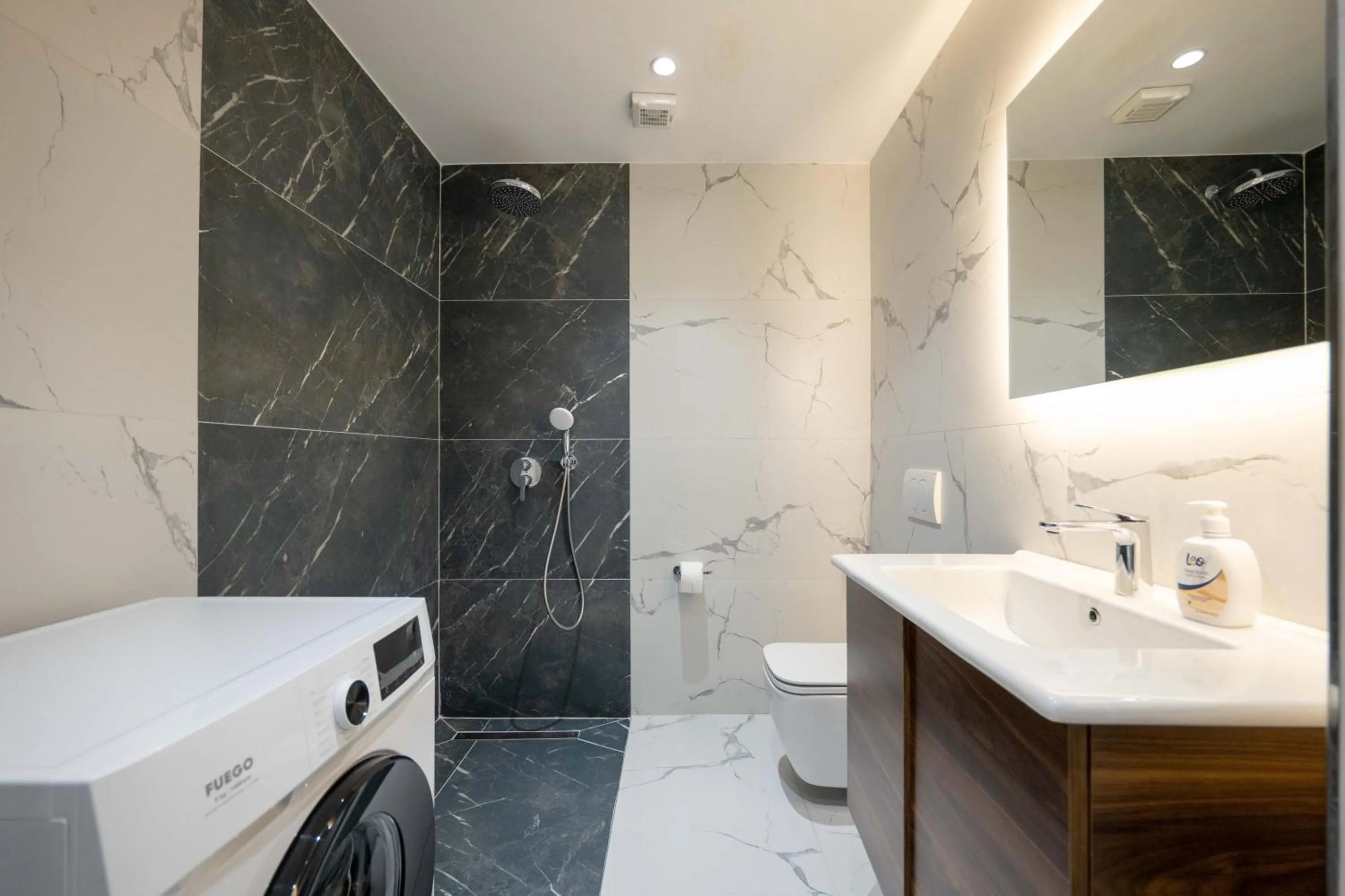 Shower in Regal Luxury Apartments