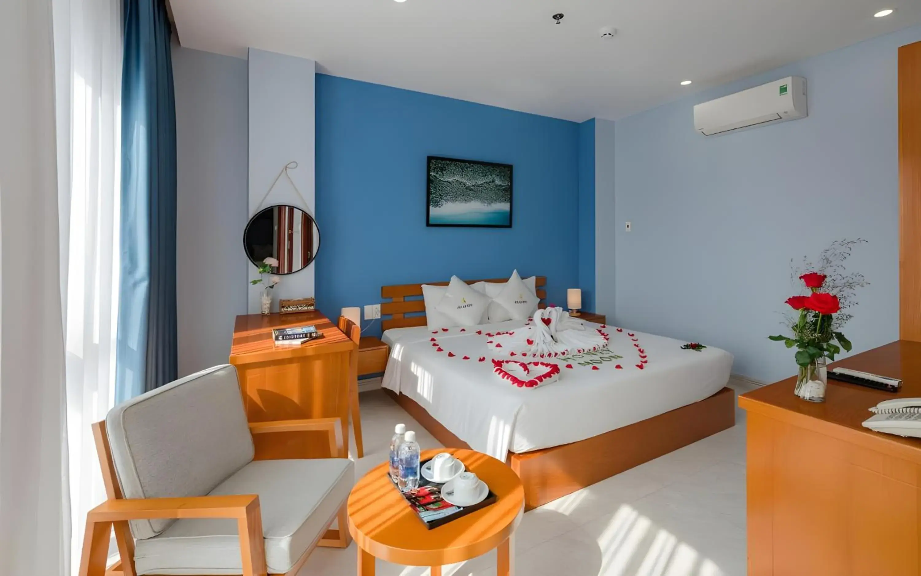 Deluxe Double Room with Sea View in Stellar Hotel Phú Quốc Deluxe Double Room with Sea View in Stellar Hotel Phú Quốc