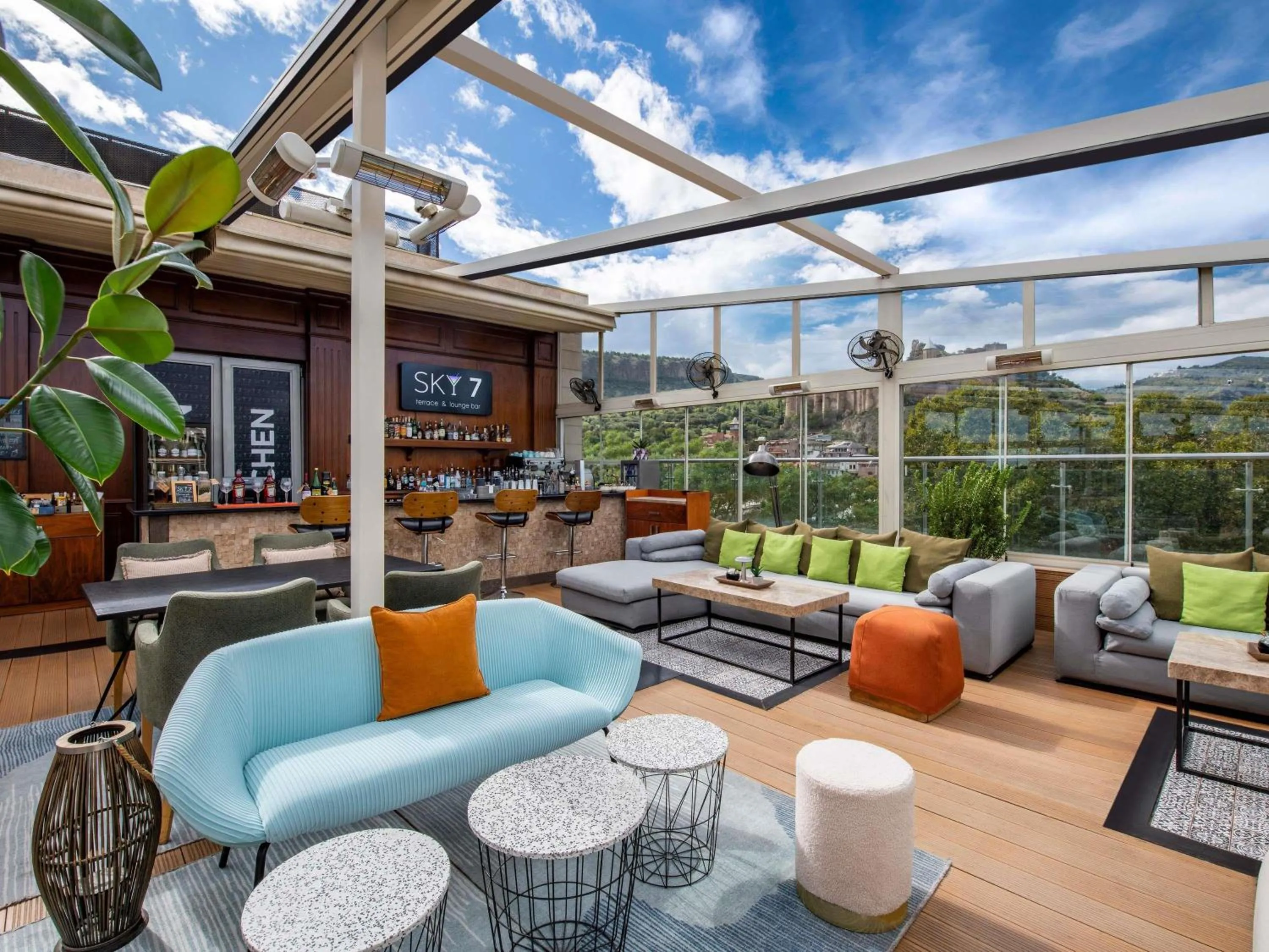 Lounge or bar in Mercure Tbilisi Old Town