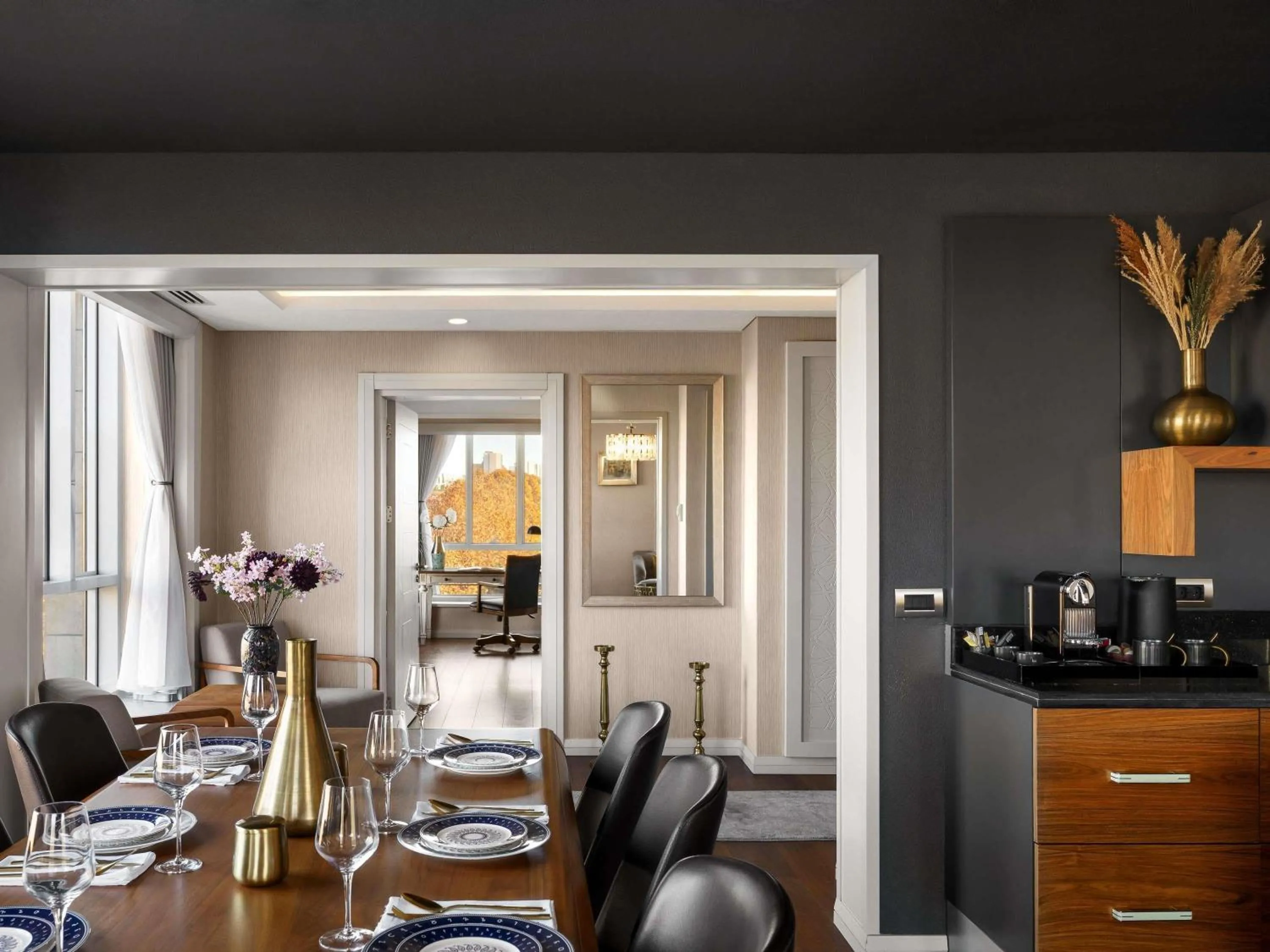 Photo of the whole room in Mercure Tbilisi Old Town