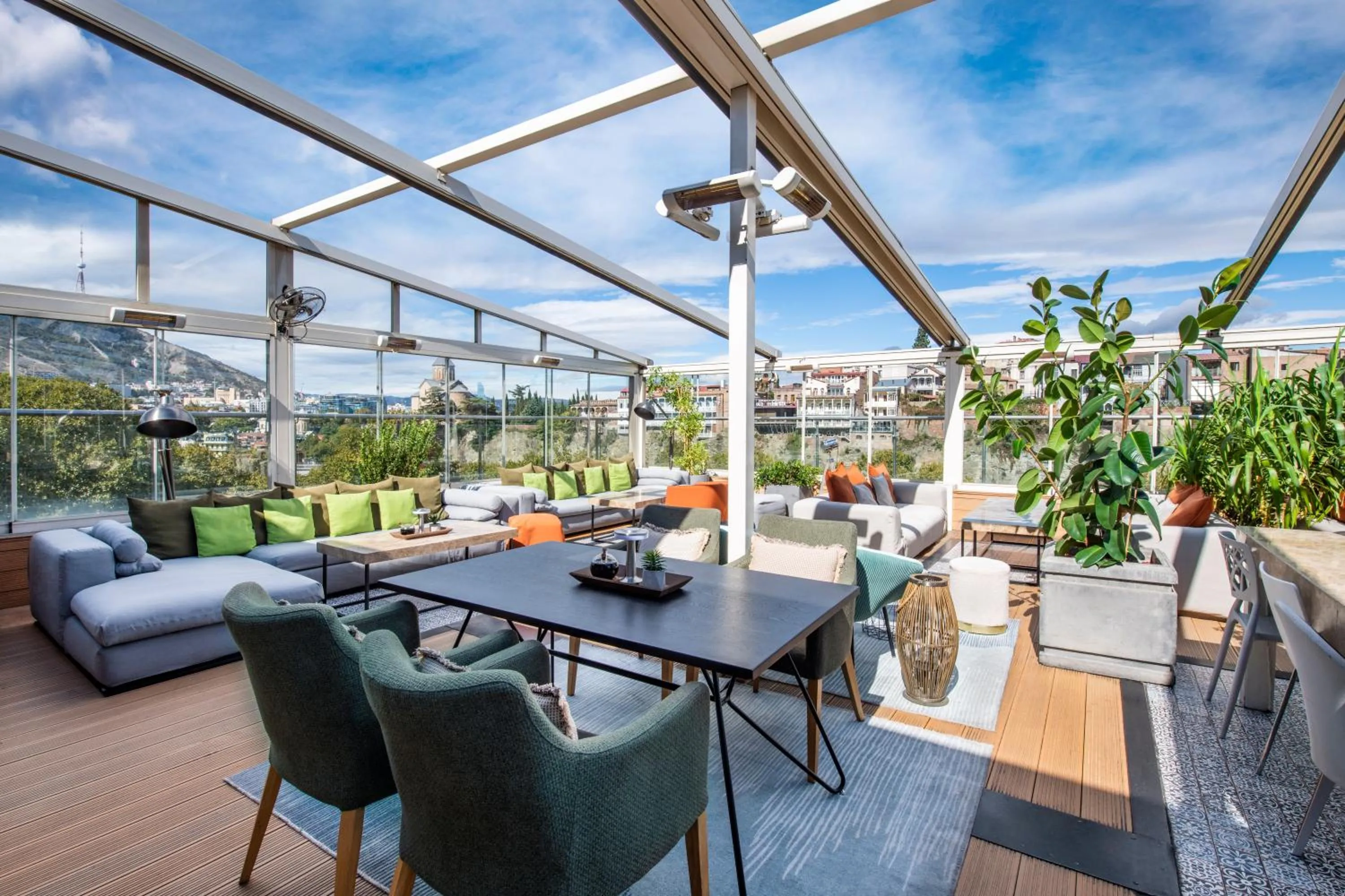 Lounge or bar in Mercure Tbilisi Old Town