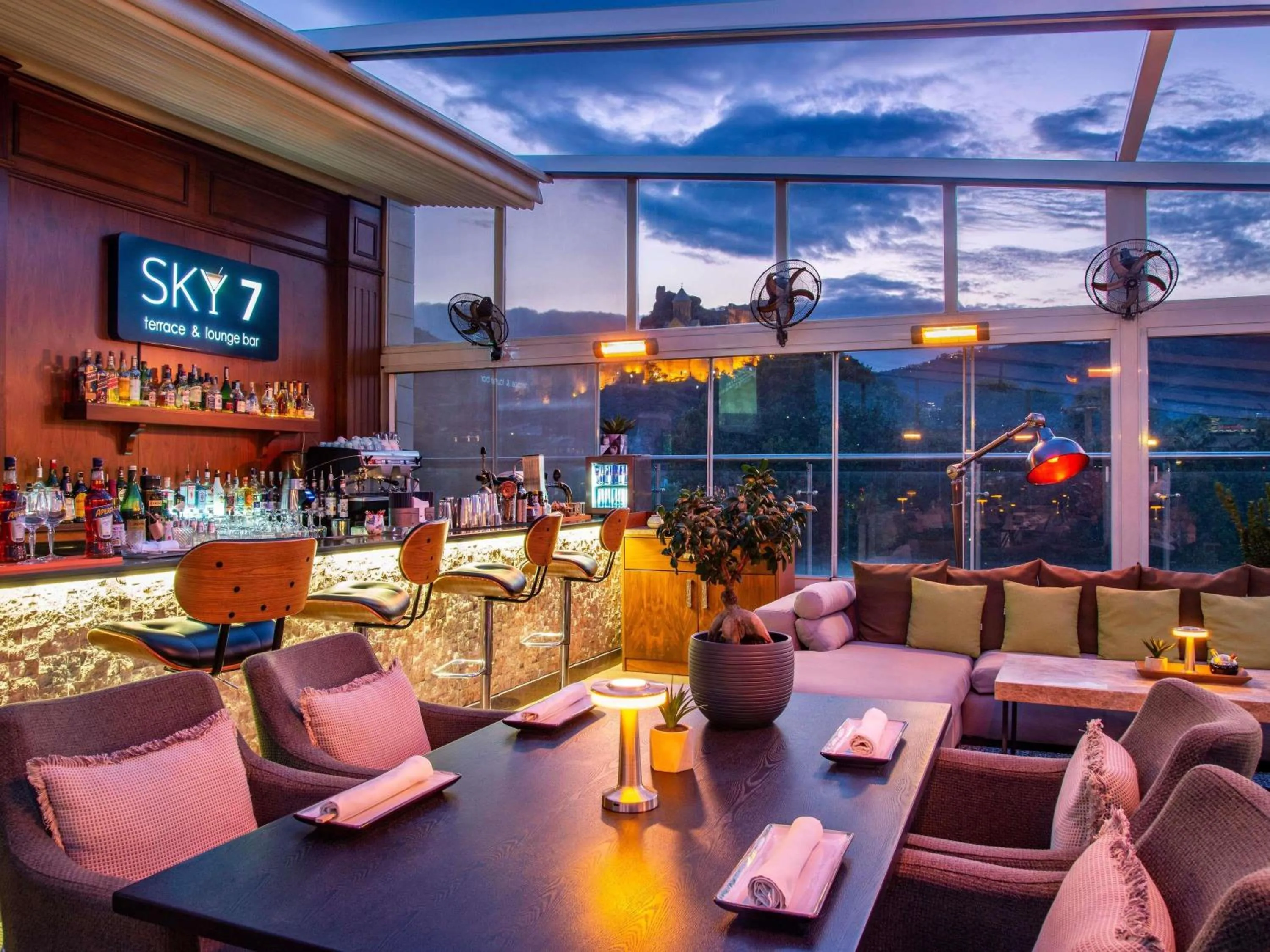 Lounge or bar in Mercure Tbilisi Old Town