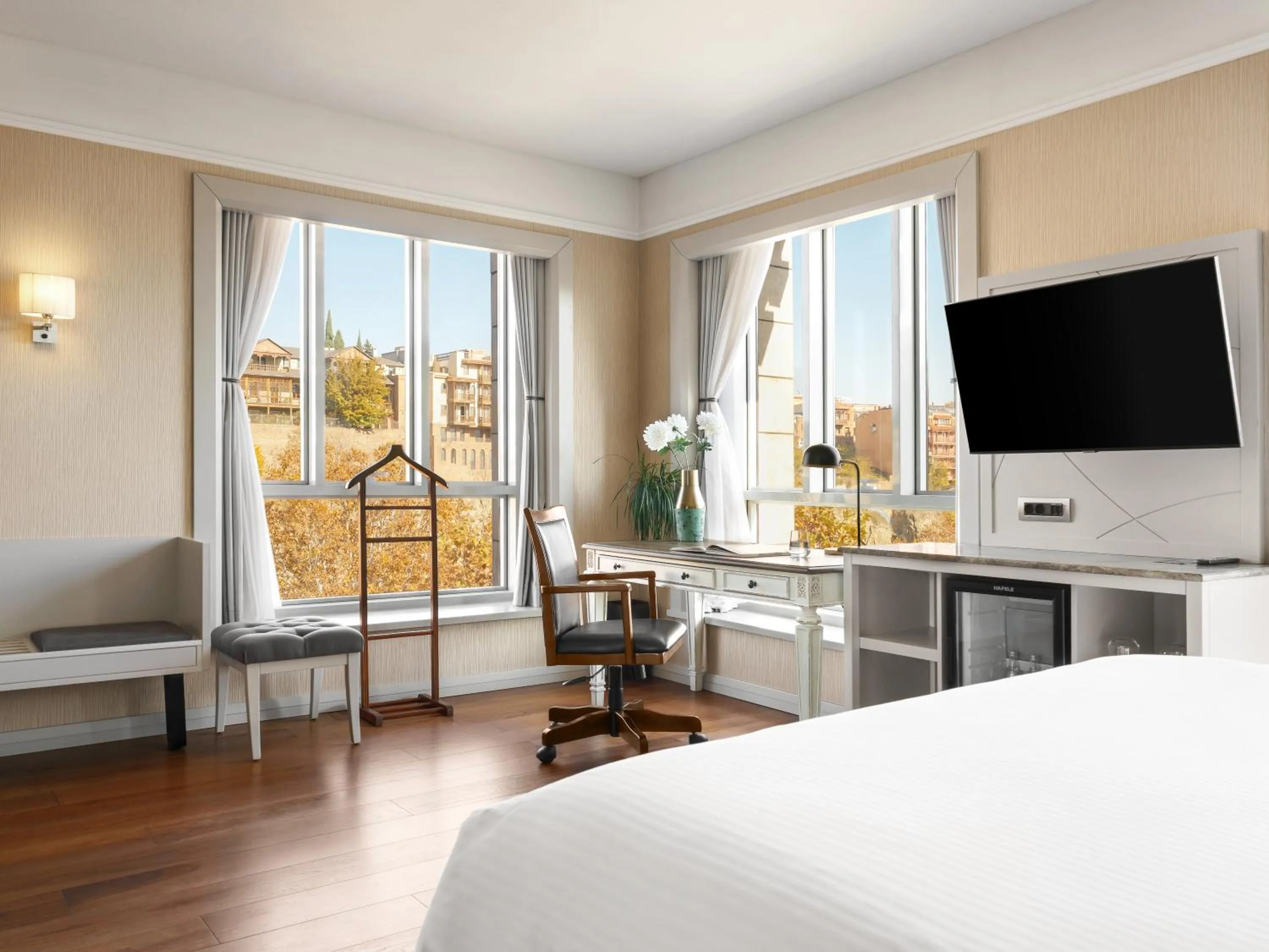 TV and multimedia, Bed in Mercure Tbilisi Old Town