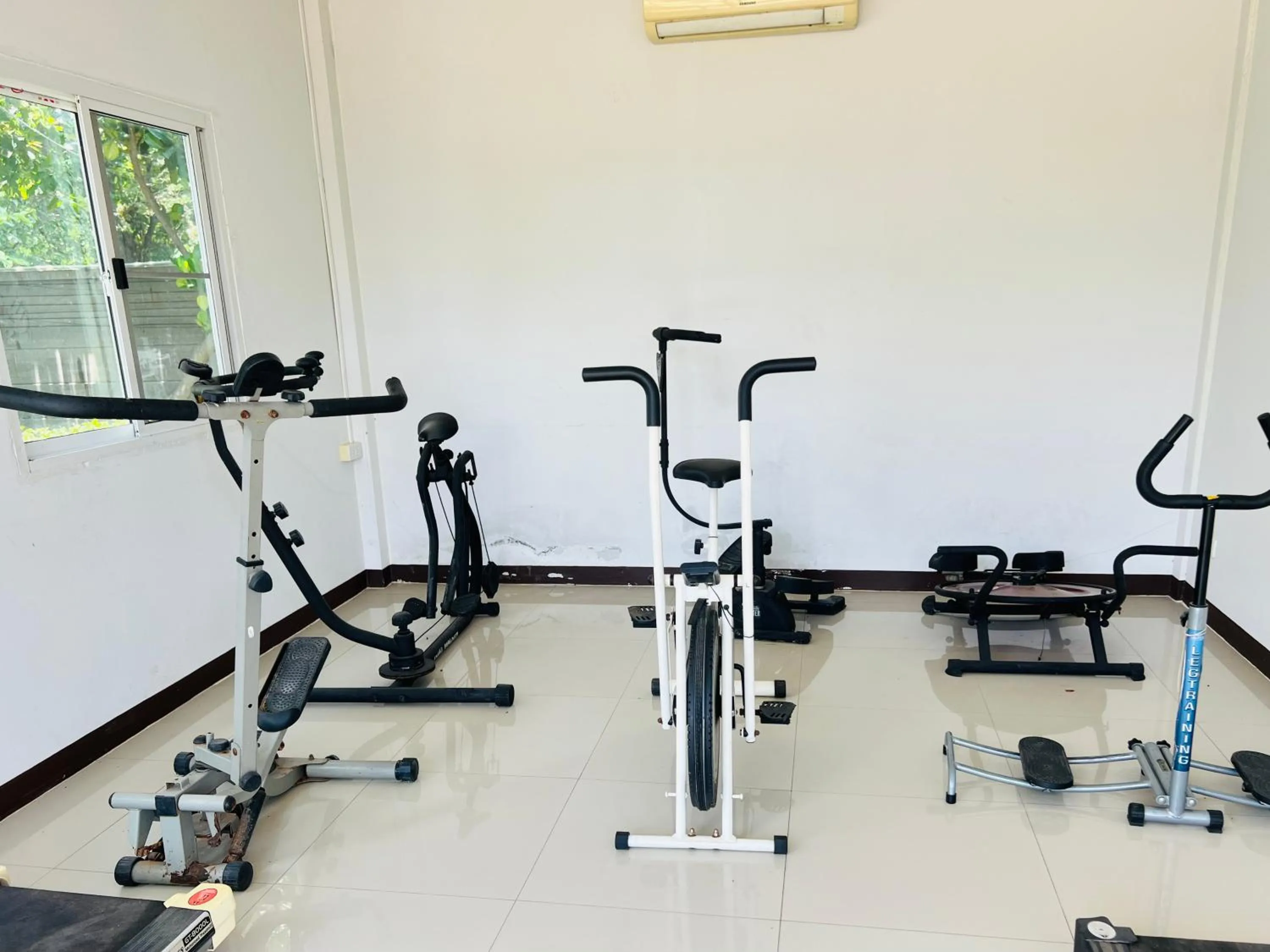 Fitness centre/facilities in Rungreang Hotel