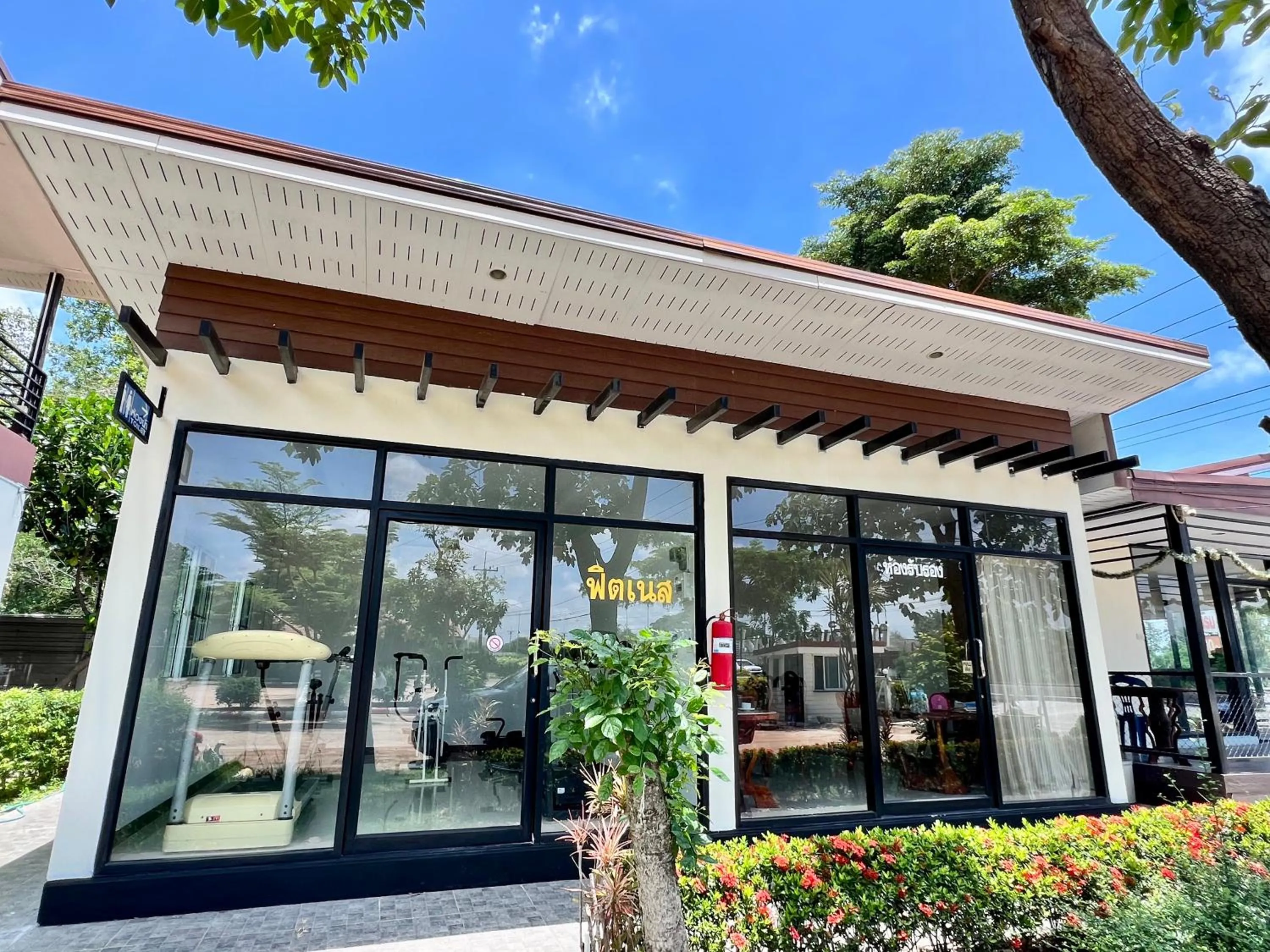 Property building in Rungreang Hotel