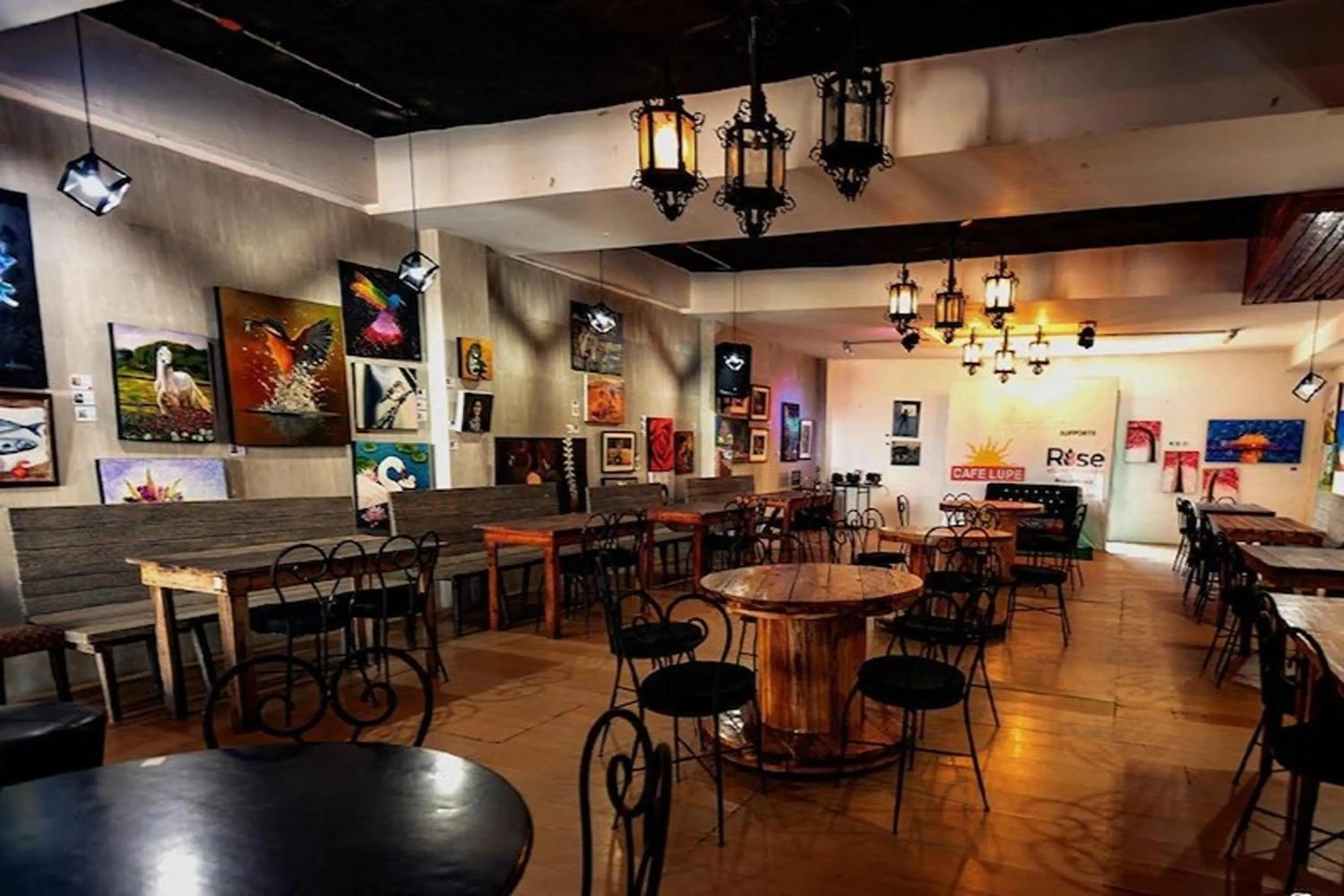 Restaurant/places to eat in Casa Alegria Bed and Breakfast Antipolo