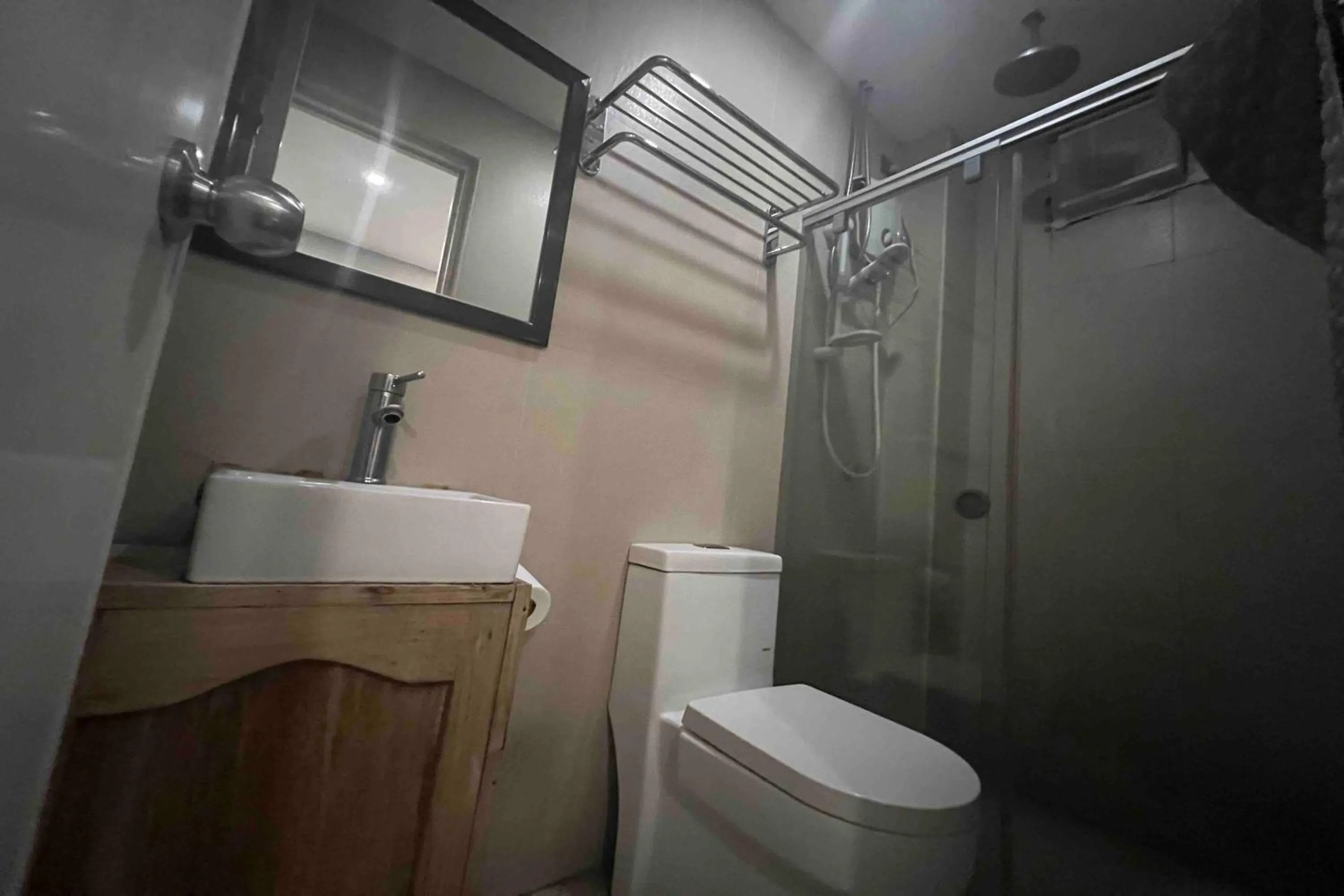 Bathroom in Casa Alegria Bed and Breakfast Antipolo