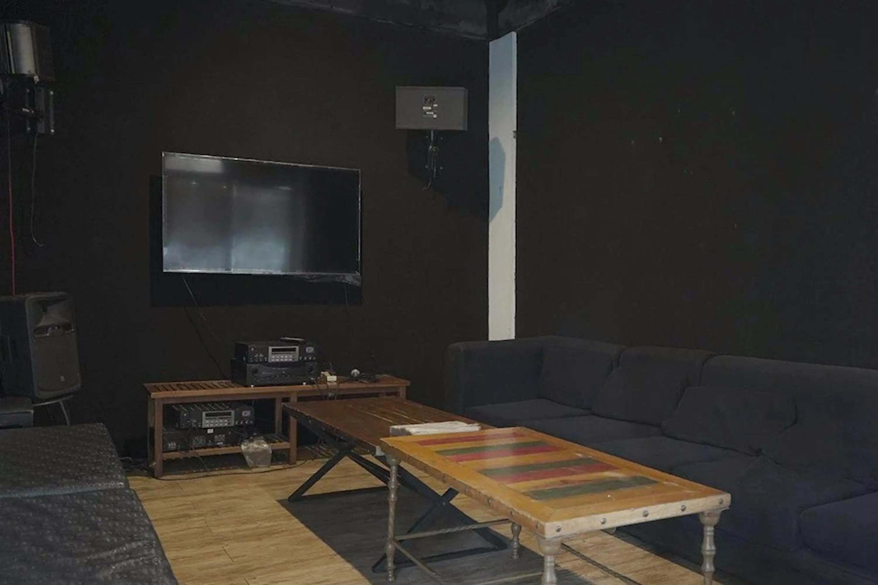 TV and multimedia in Casa Alegria Bed and Breakfast Antipolo