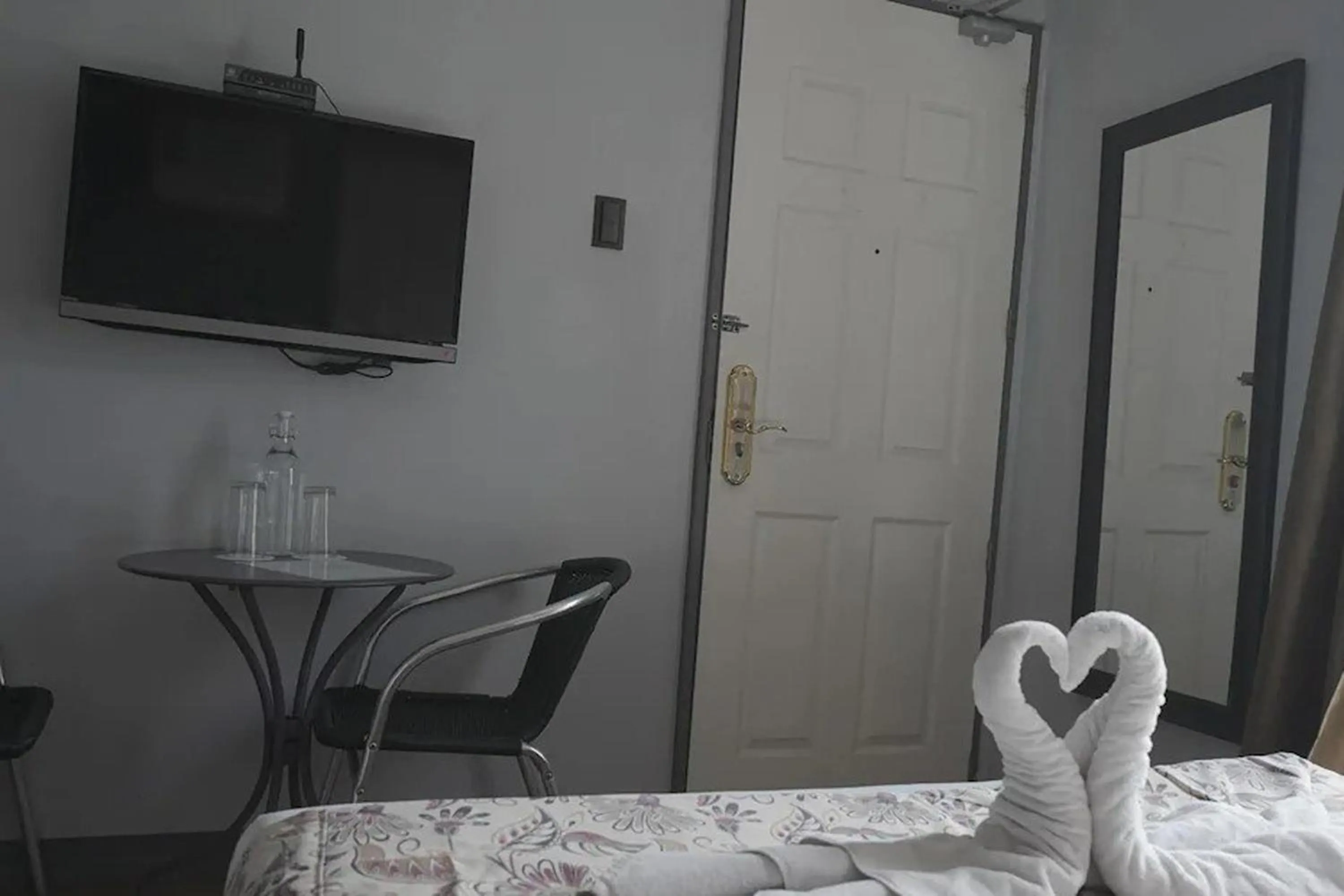 TV and multimedia, Bed in Casa Alegria Bed and Breakfast Antipolo